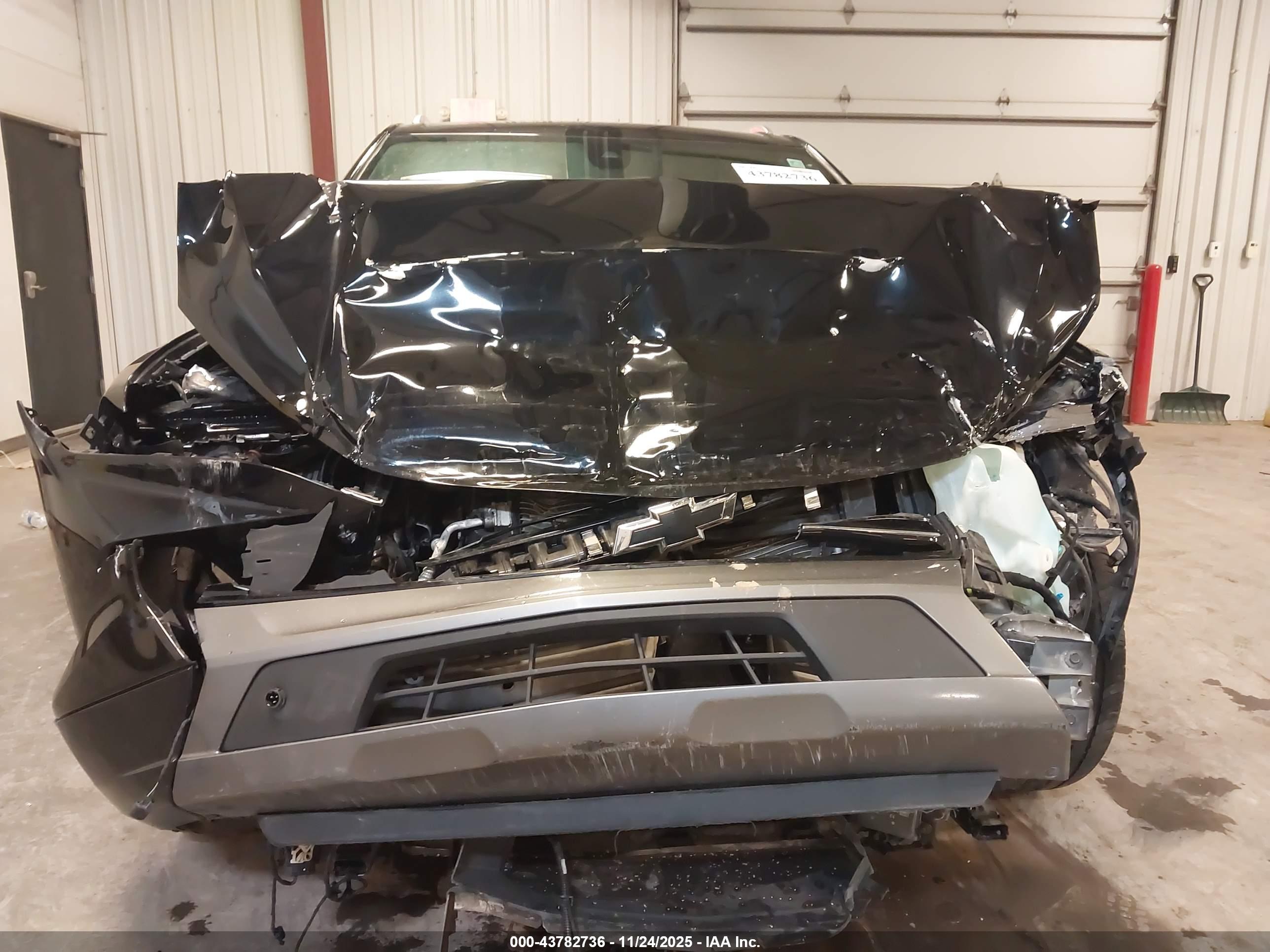 CHEVROLET BLAZER image 6
