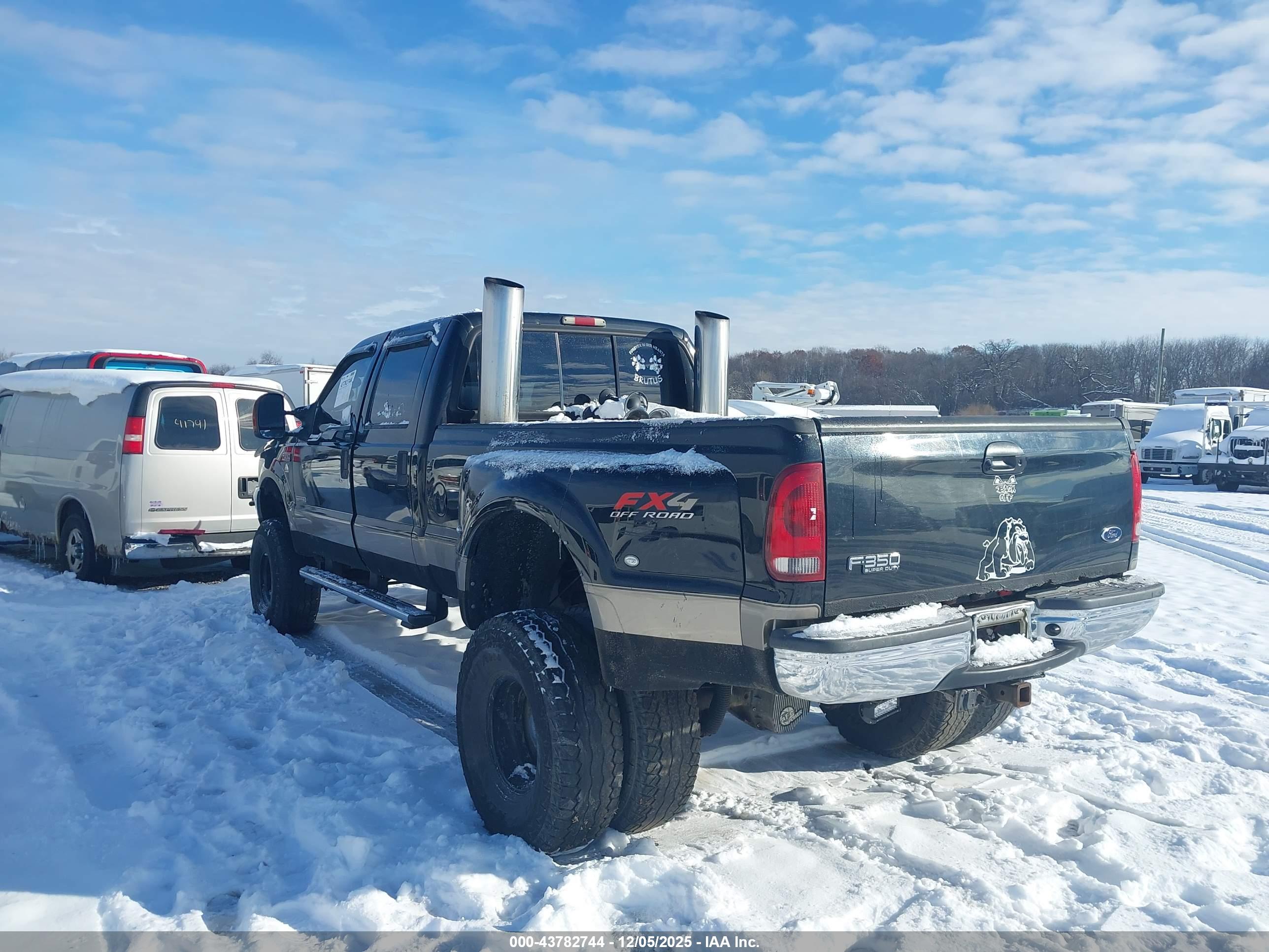 FORD F-350 image 4