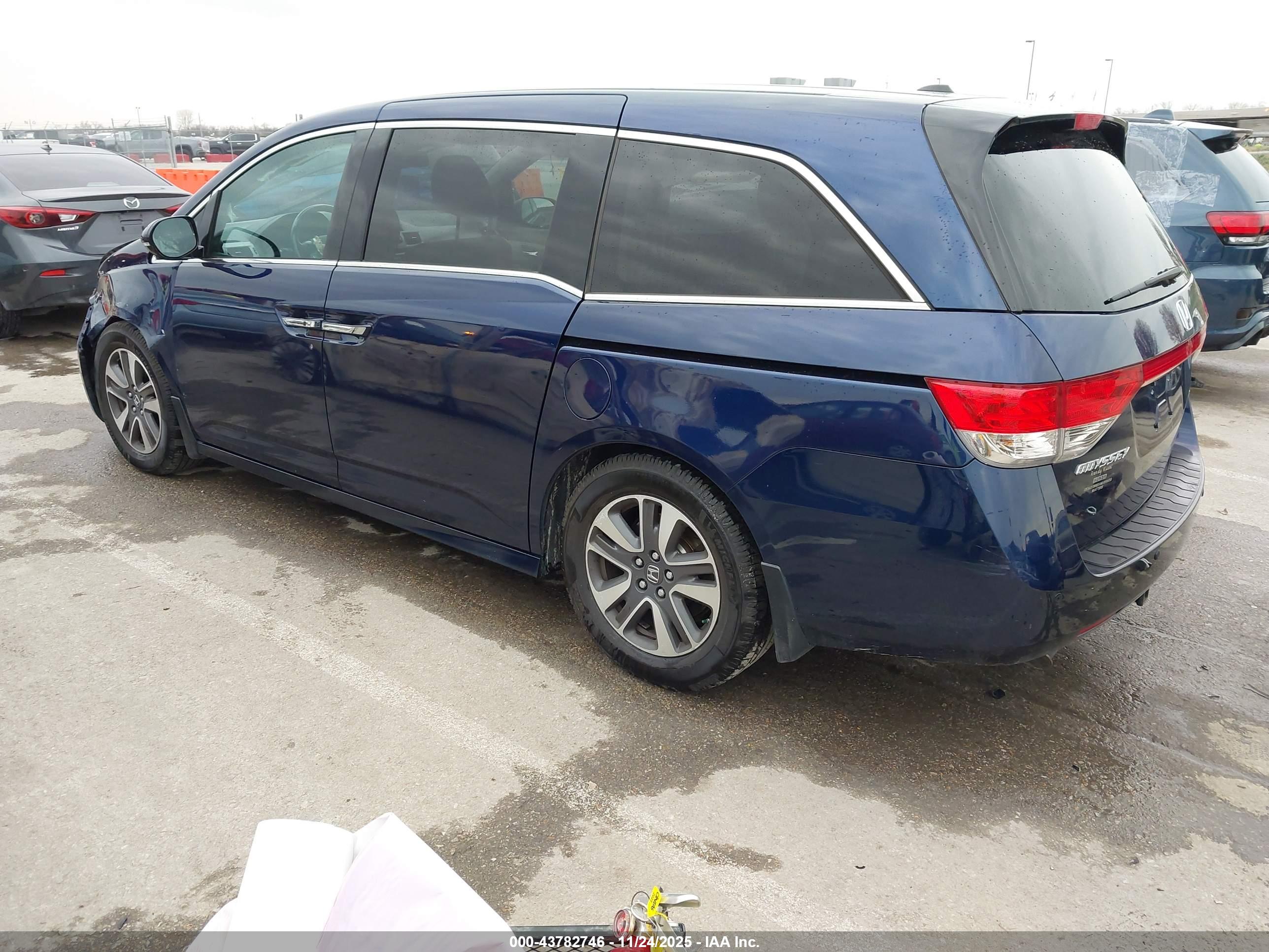 HONDA ODYSSEY image 3