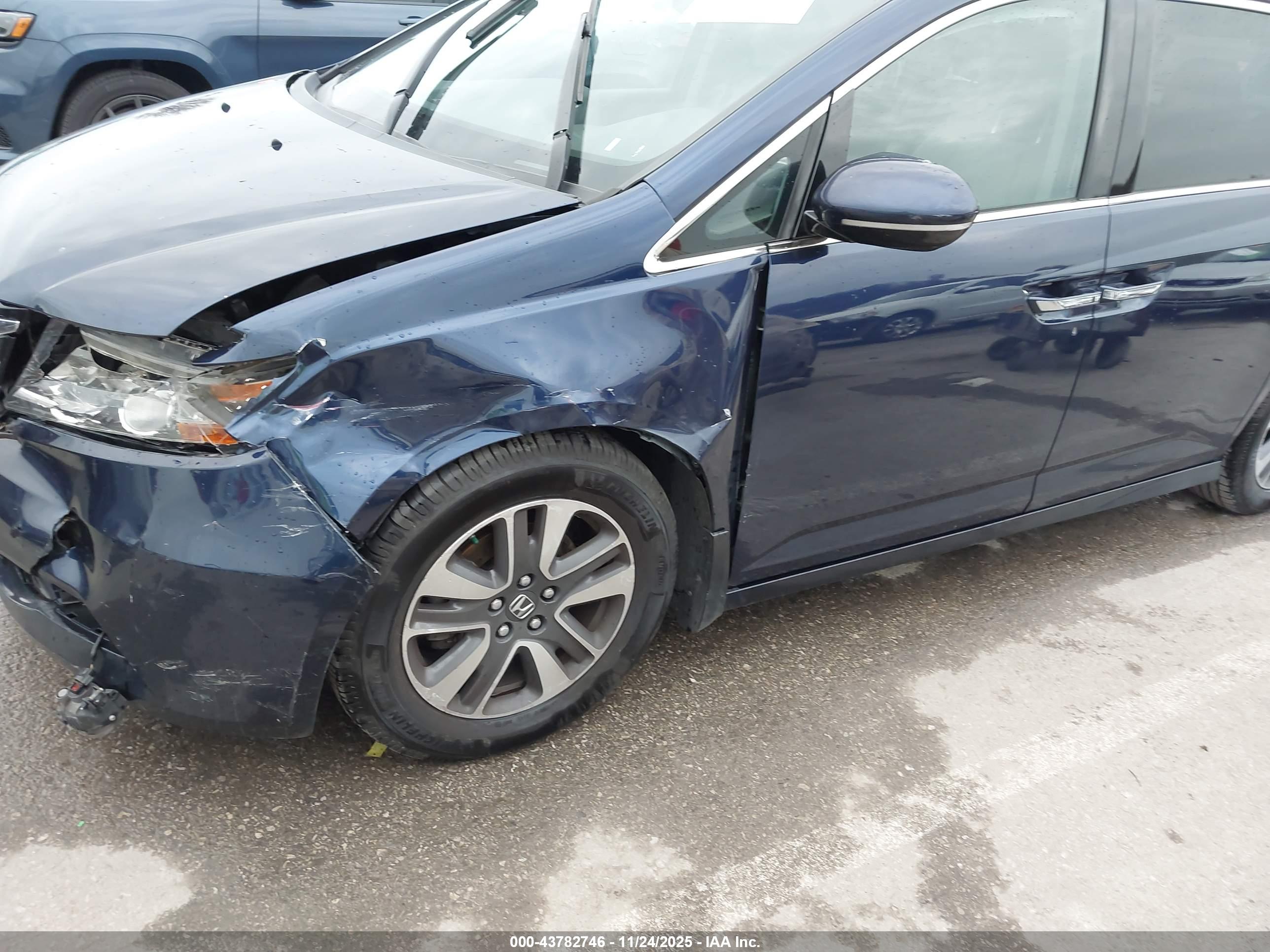 HONDA ODYSSEY image 6