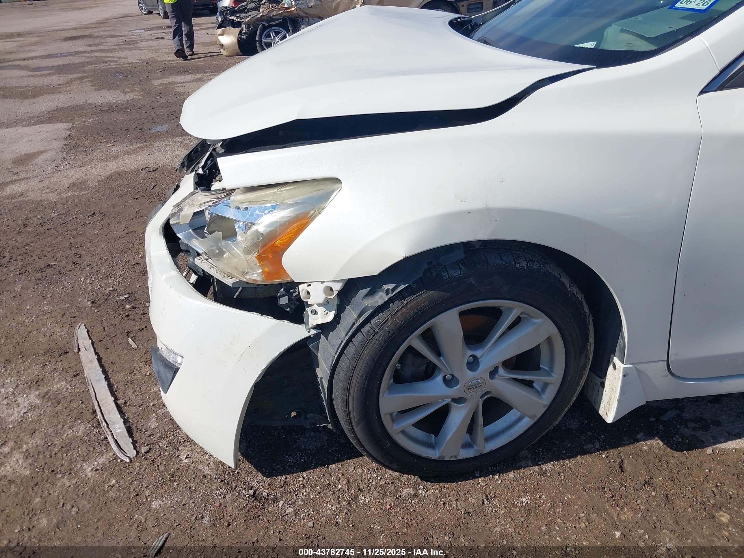 NISSAN ALTIMA image 6