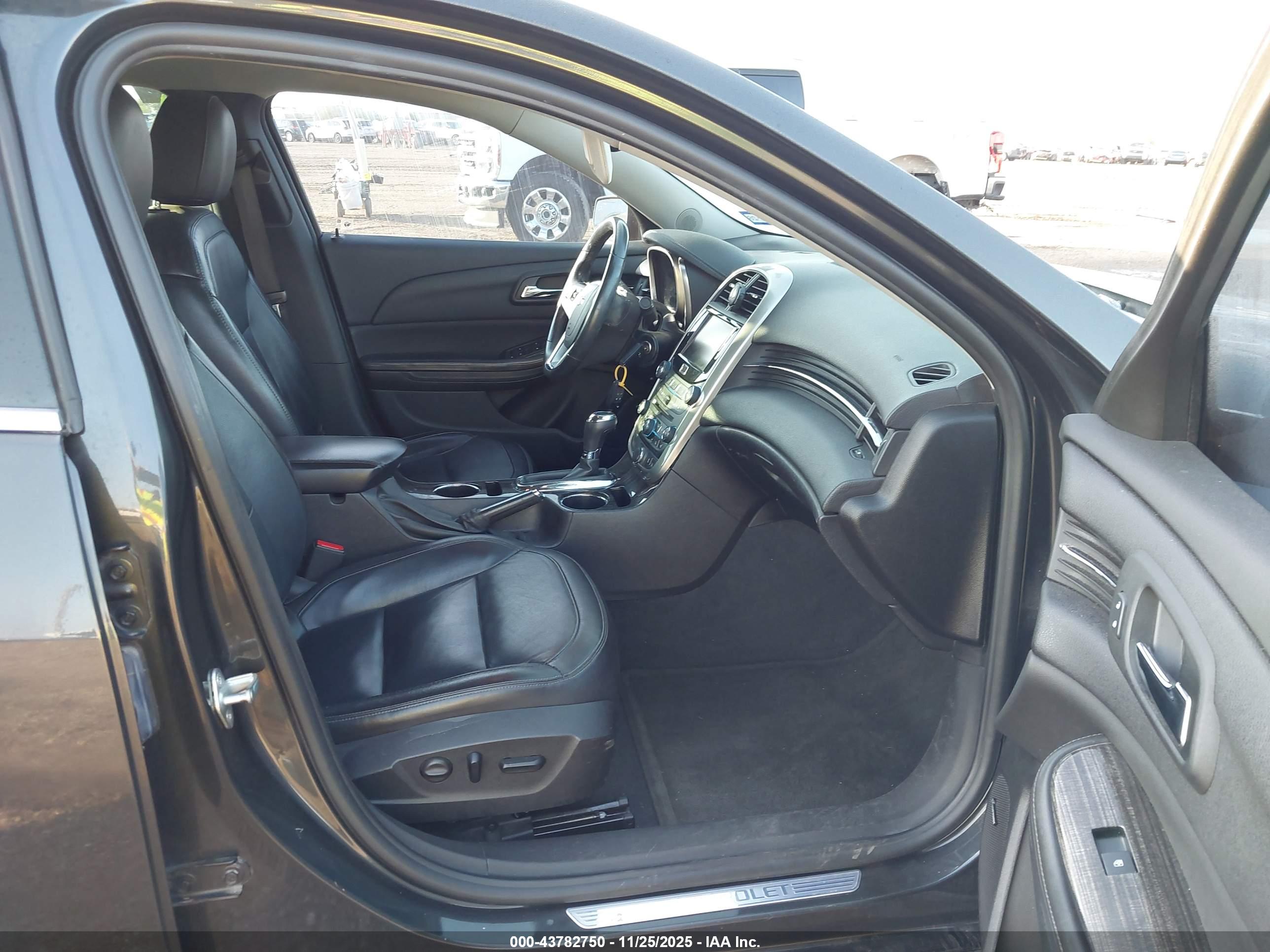 CHEVROLET MALIBU image 5