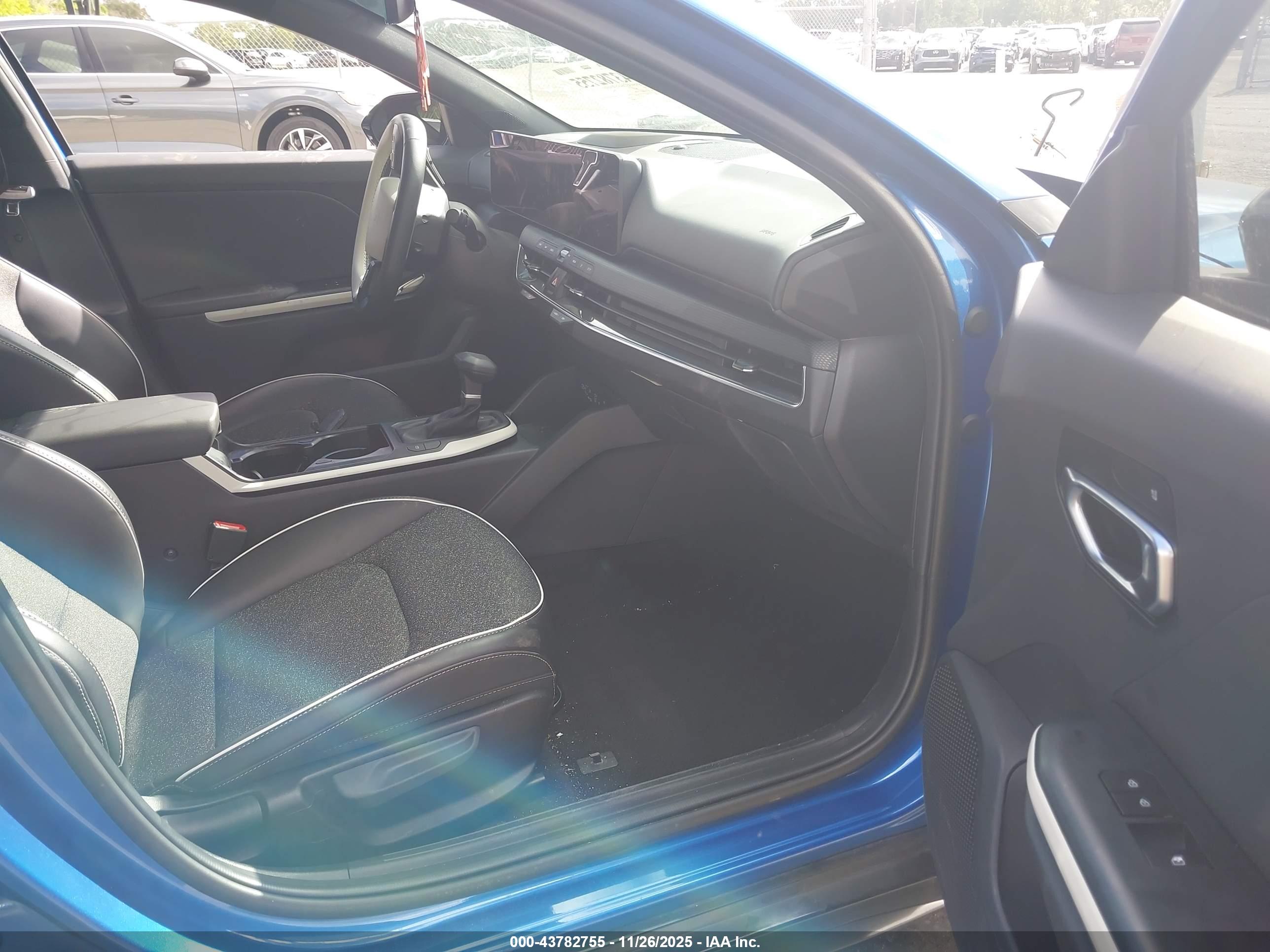 KIA K4 image 5