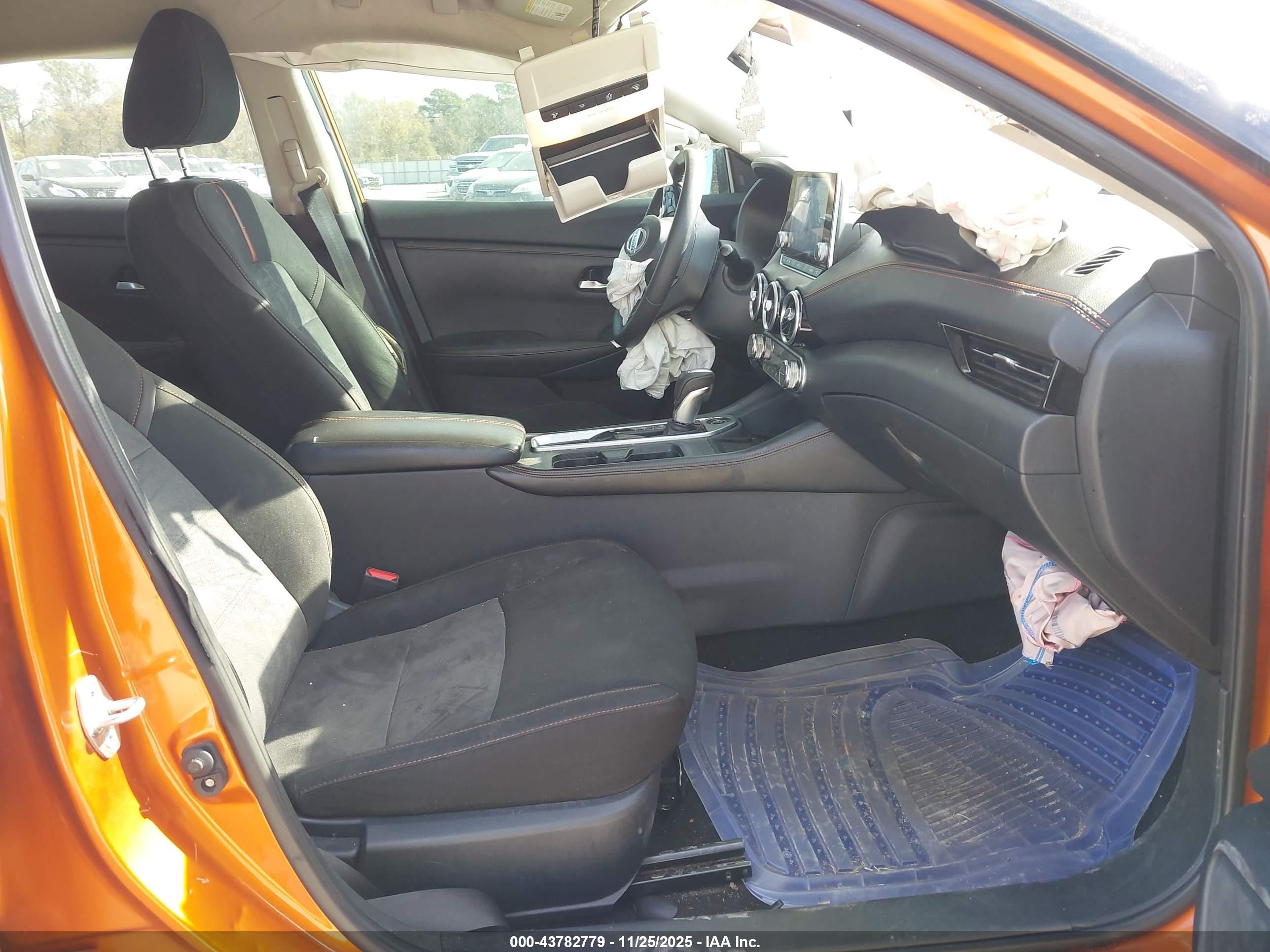 NISSAN SENTRA image 5