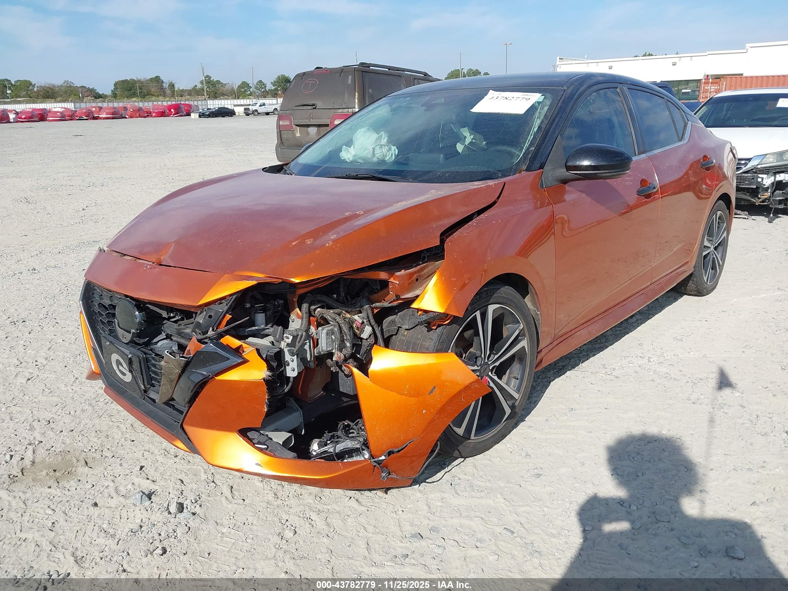 NISSAN SENTRA image 6