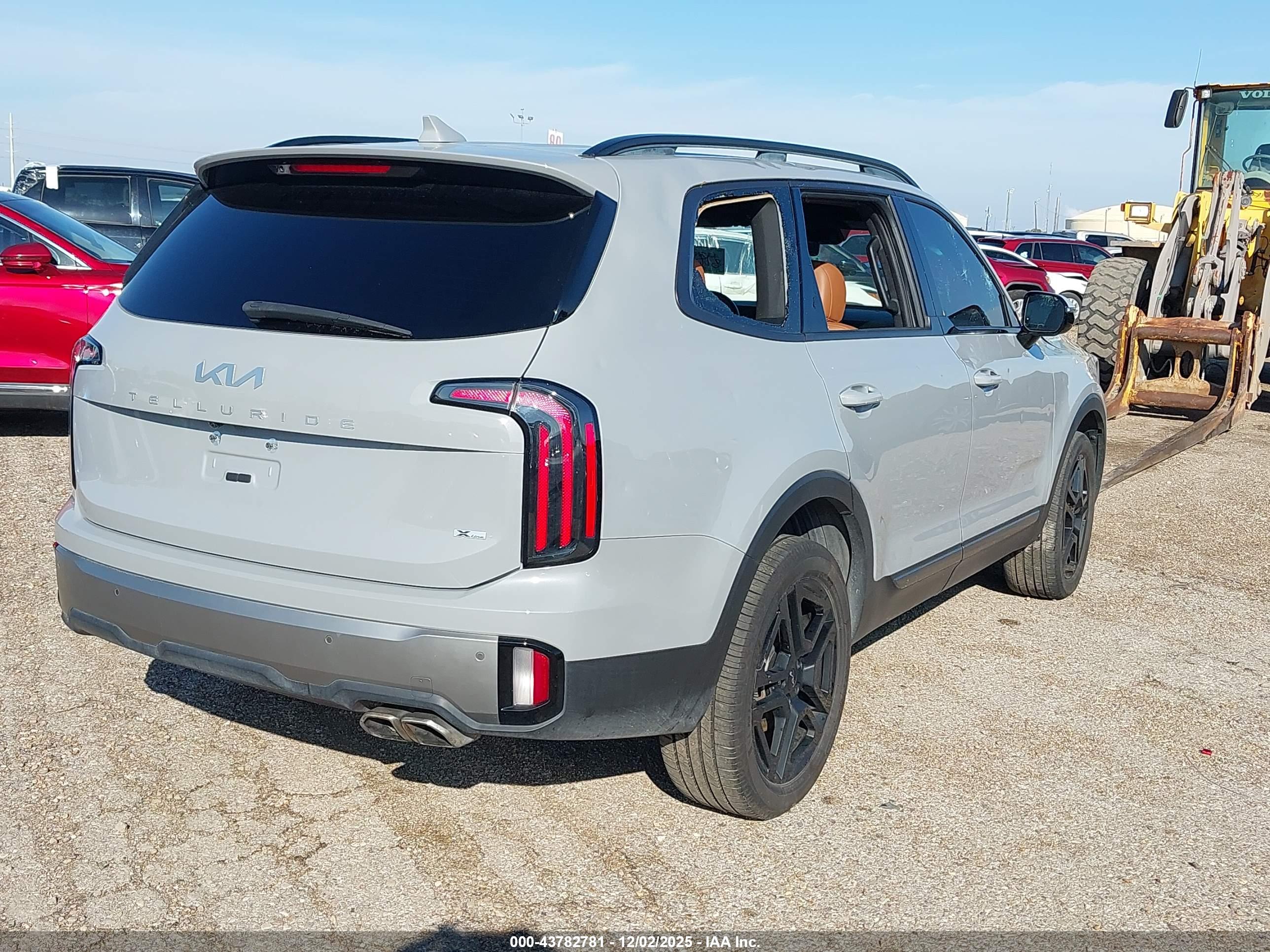 KIA TELLURIDE image 4
