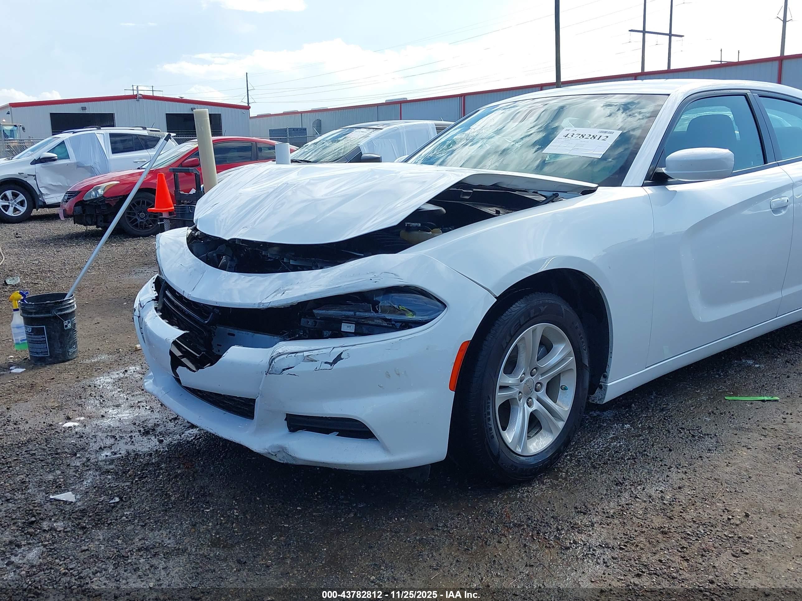 DODGE CHARGER image 6