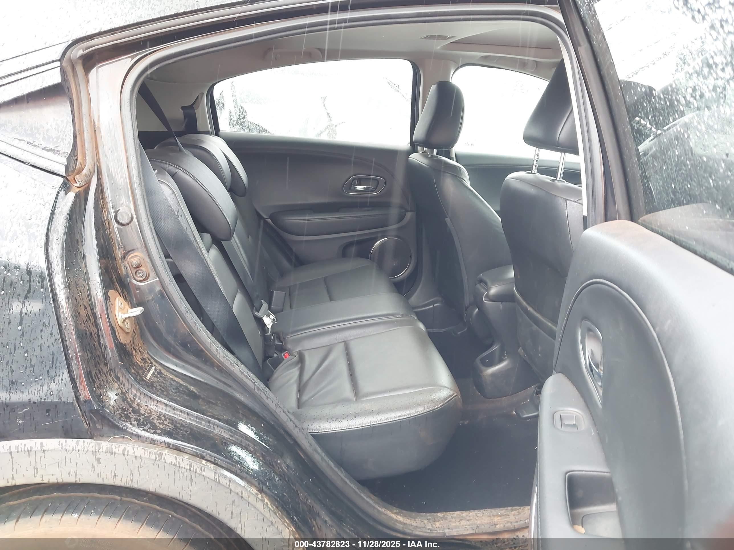 HONDA HR-V image 8