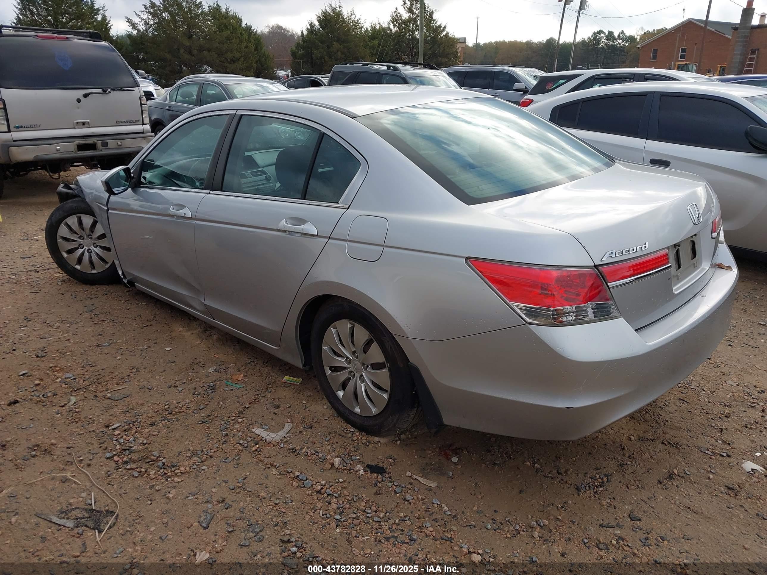 HONDA ACCORD image 3