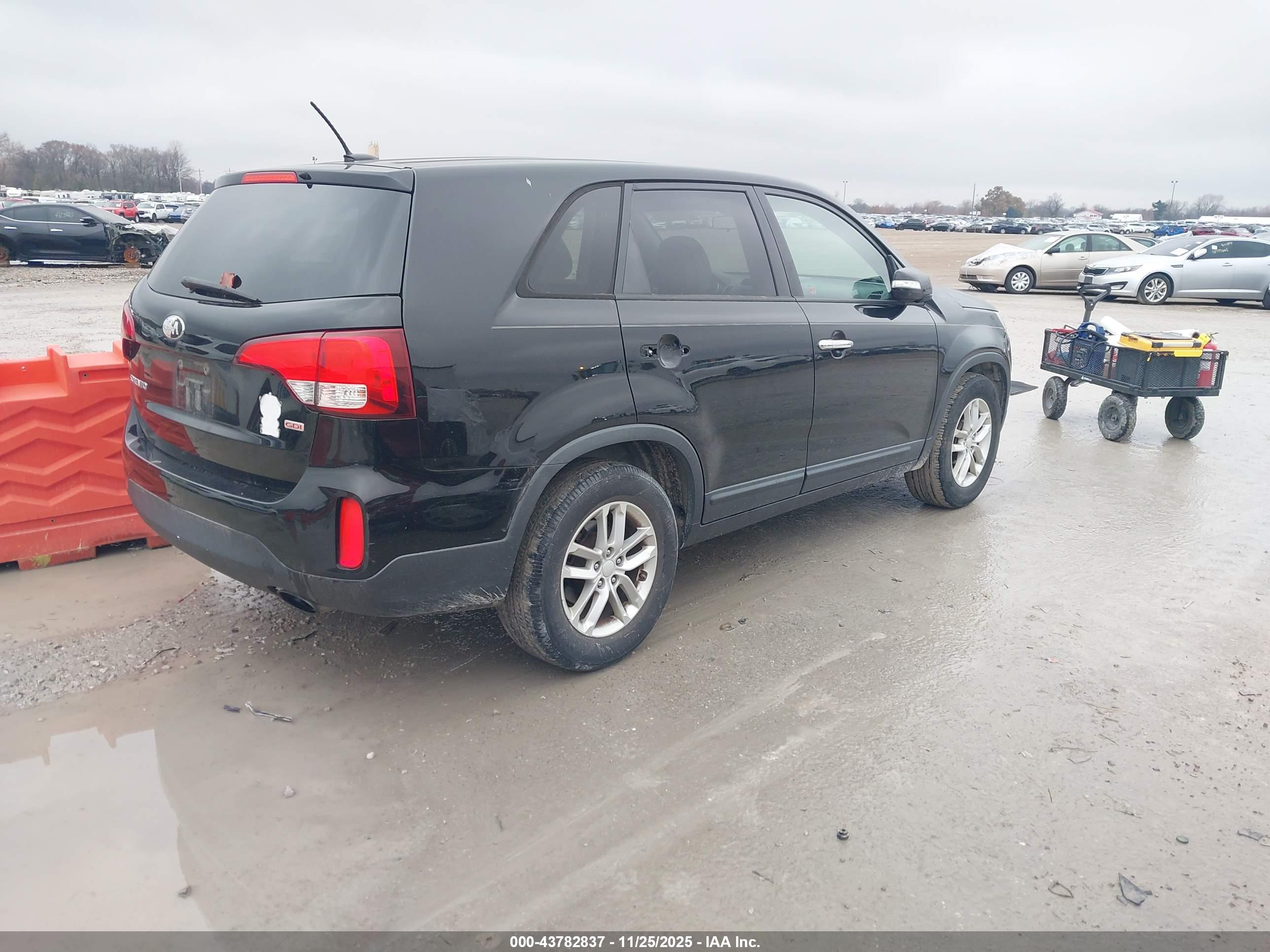 KIA SORENTO image 4