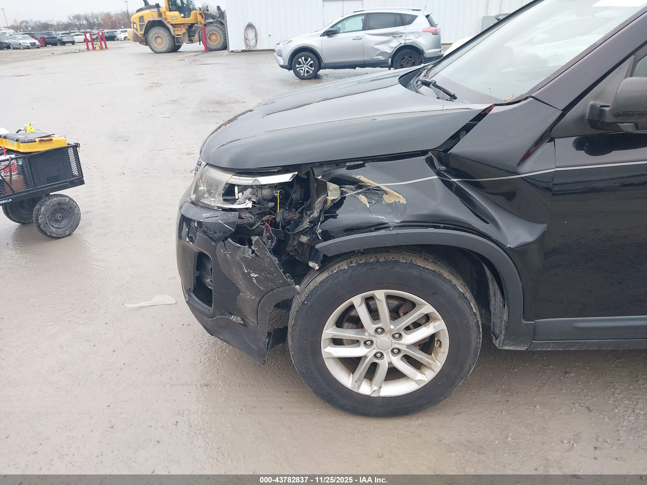 KIA SORENTO image 6
