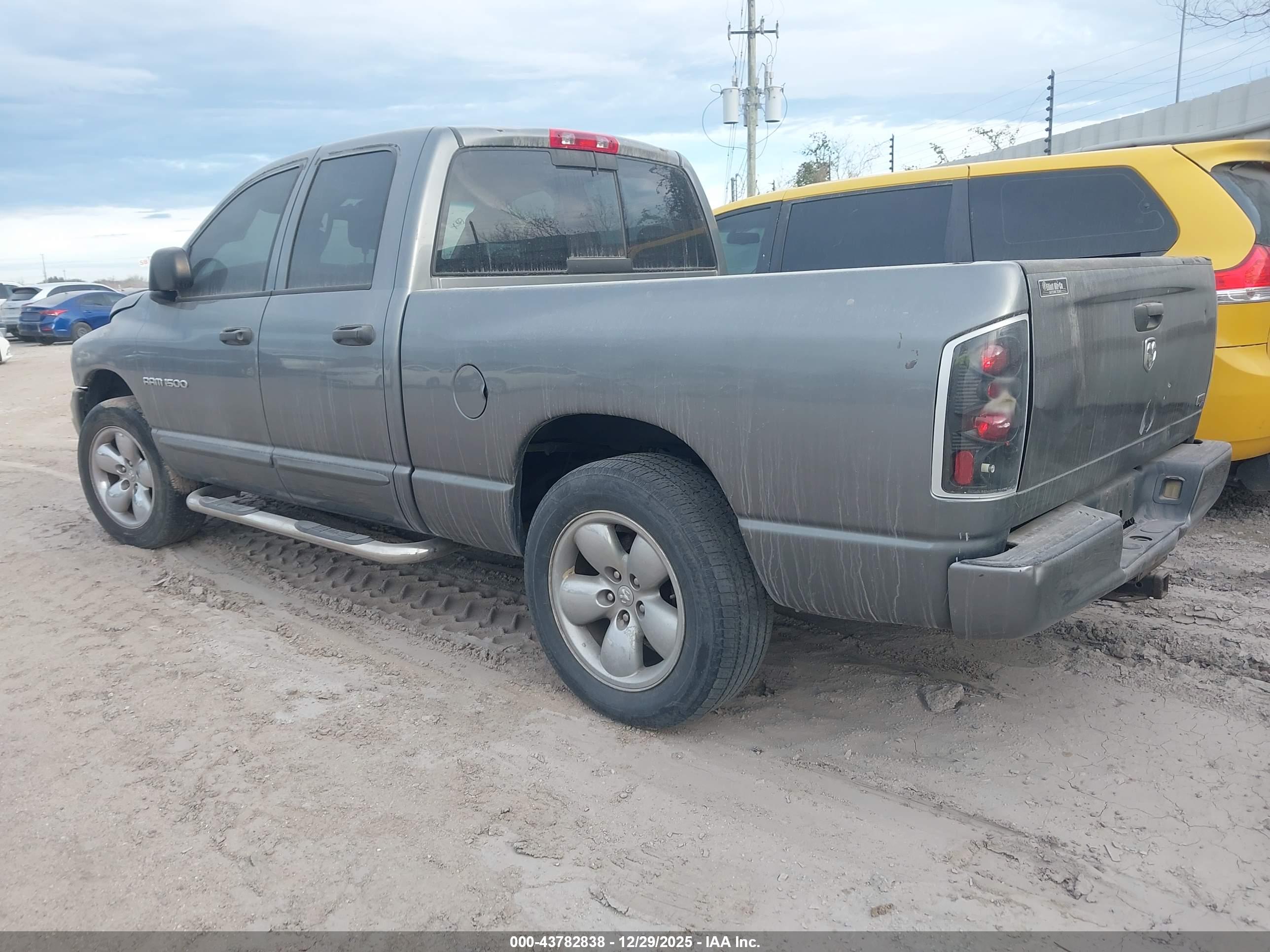 DODGE RAM image 3