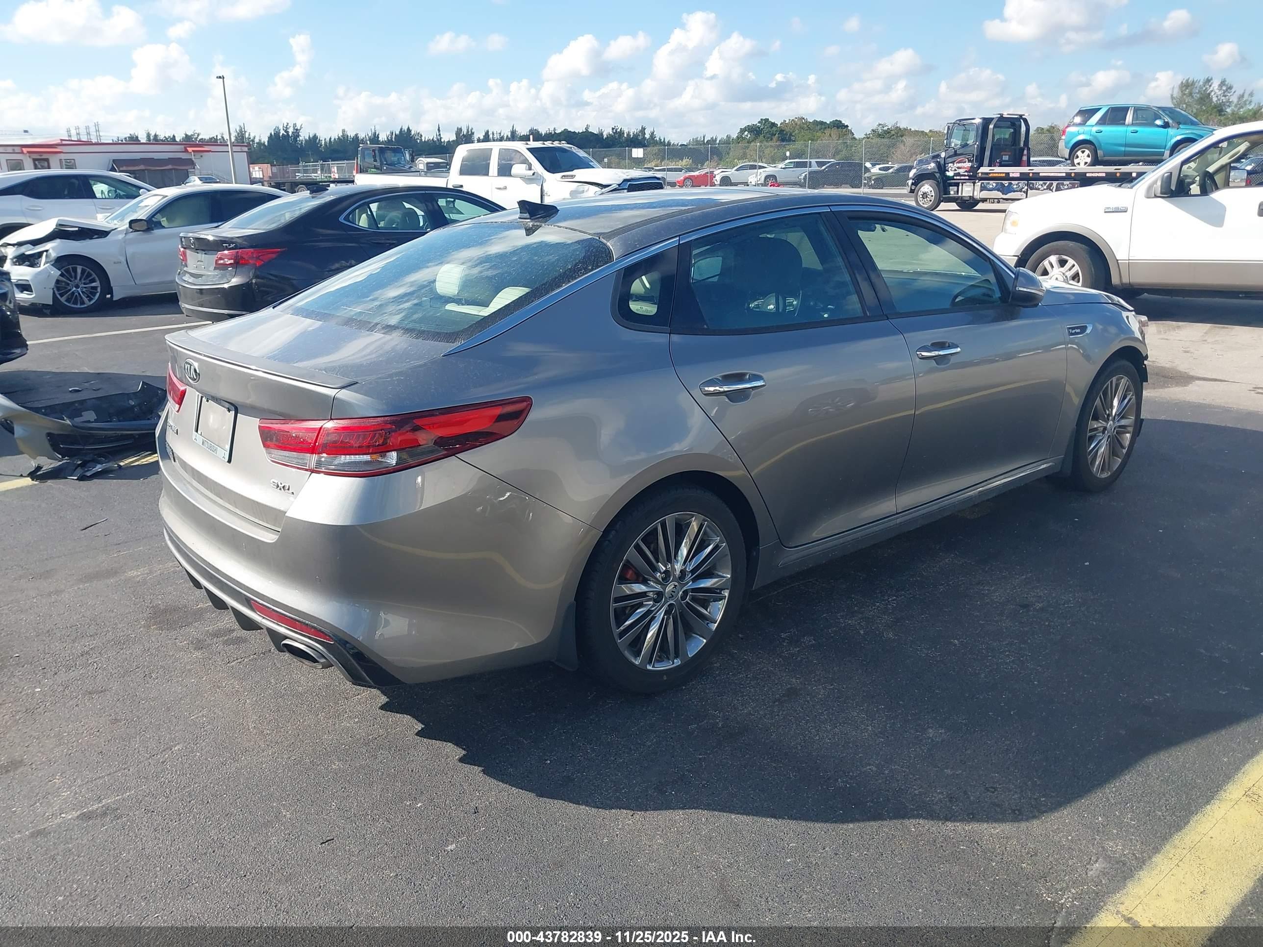 KIA OPTIMA image 4