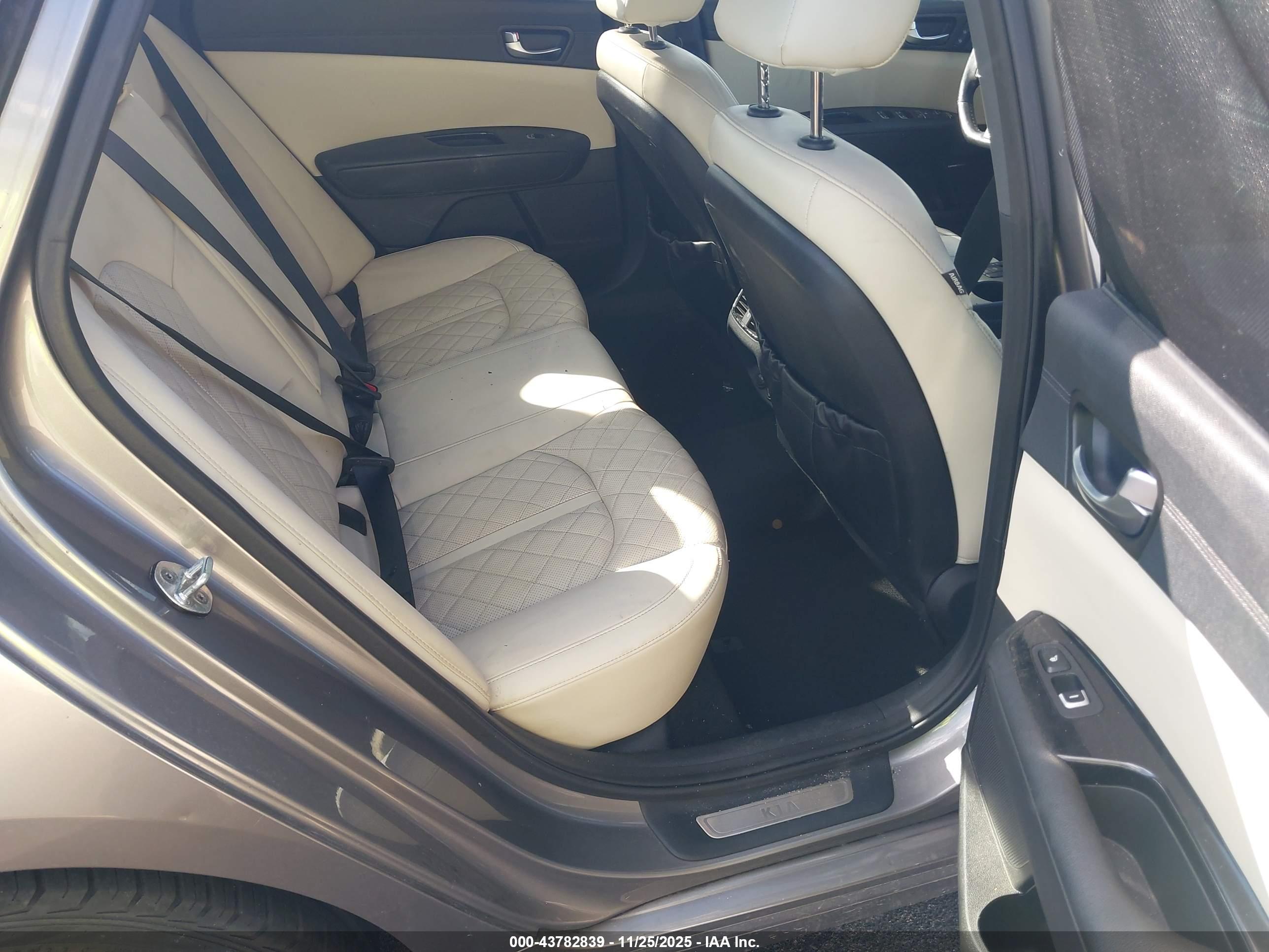 KIA OPTIMA image 8