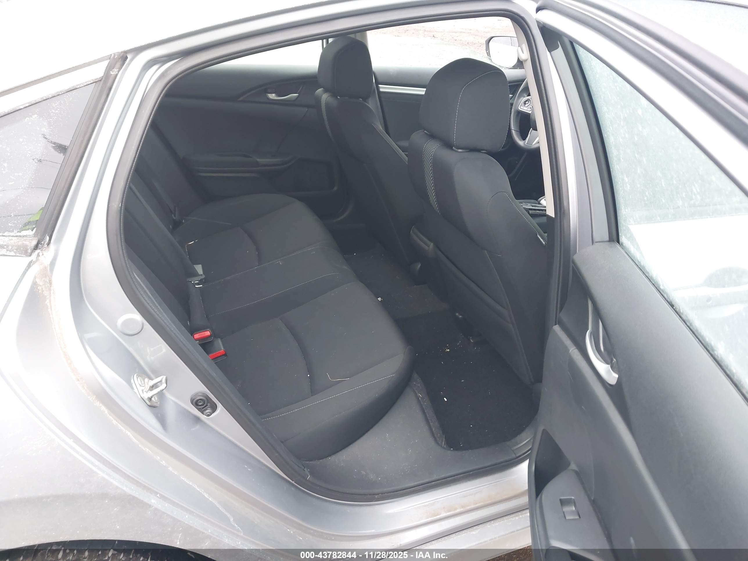 HONDA CIVIC image 8
