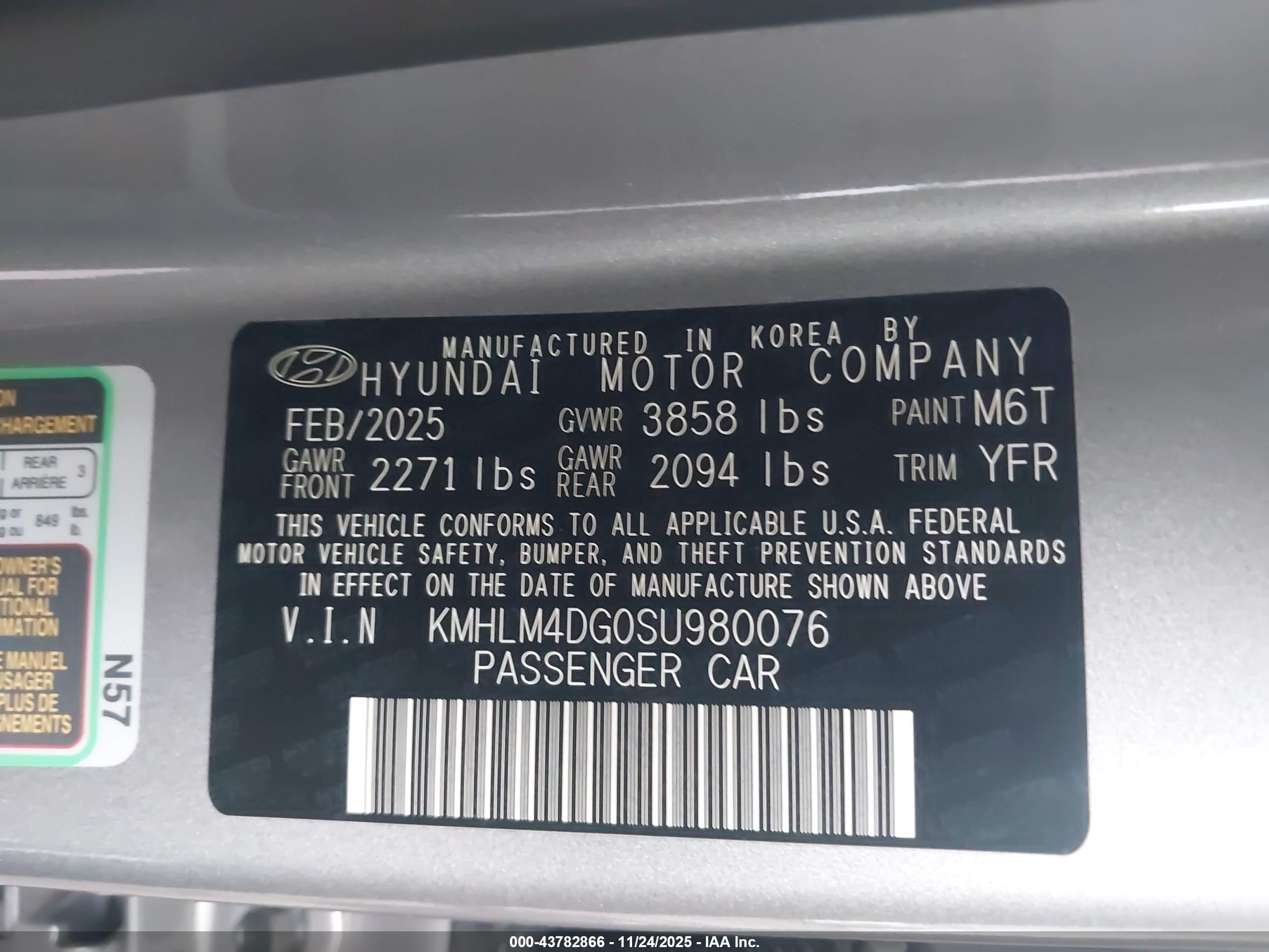 HYUNDAI ELANTRA image 9