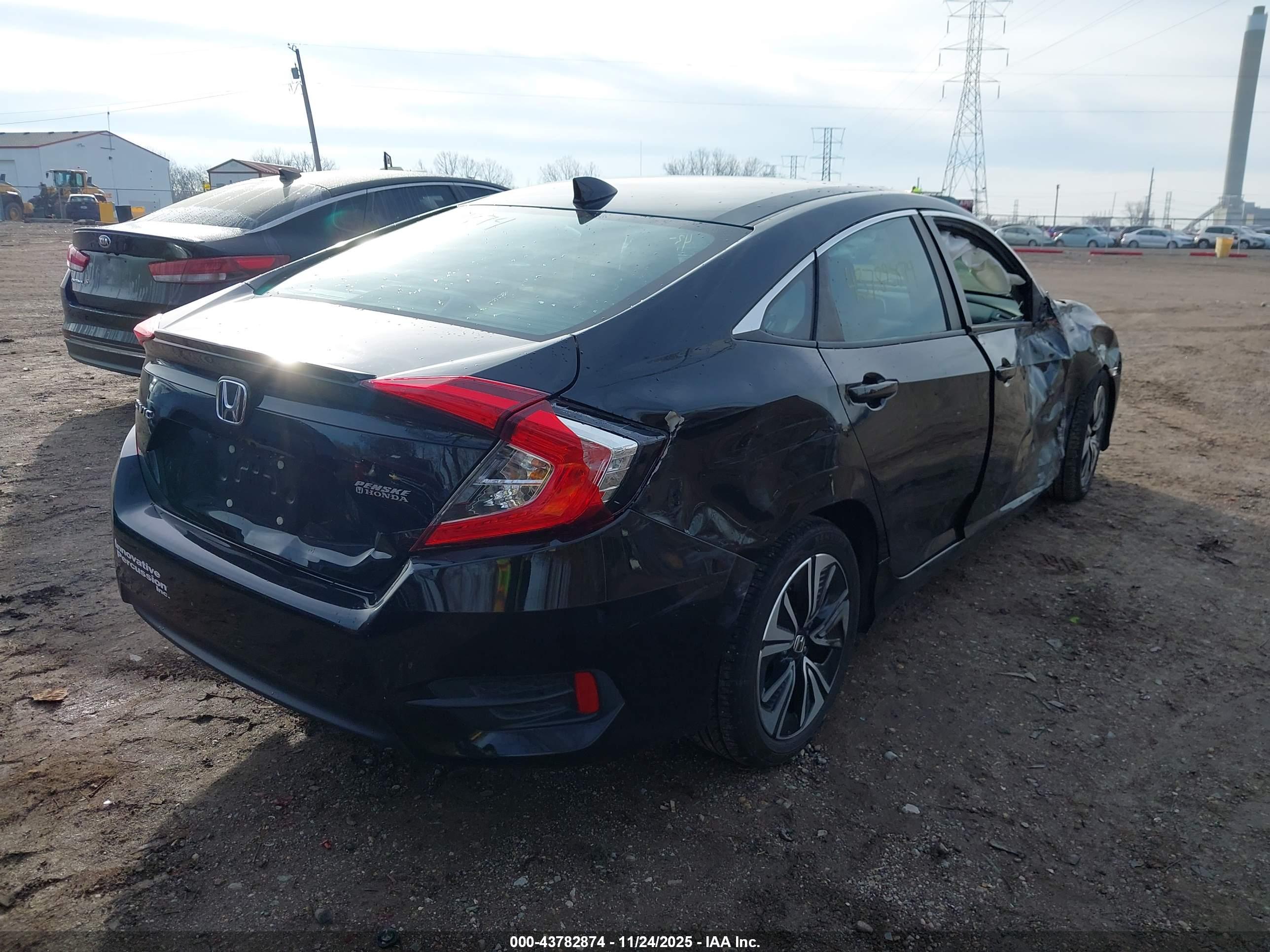 HONDA CIVIC image 4