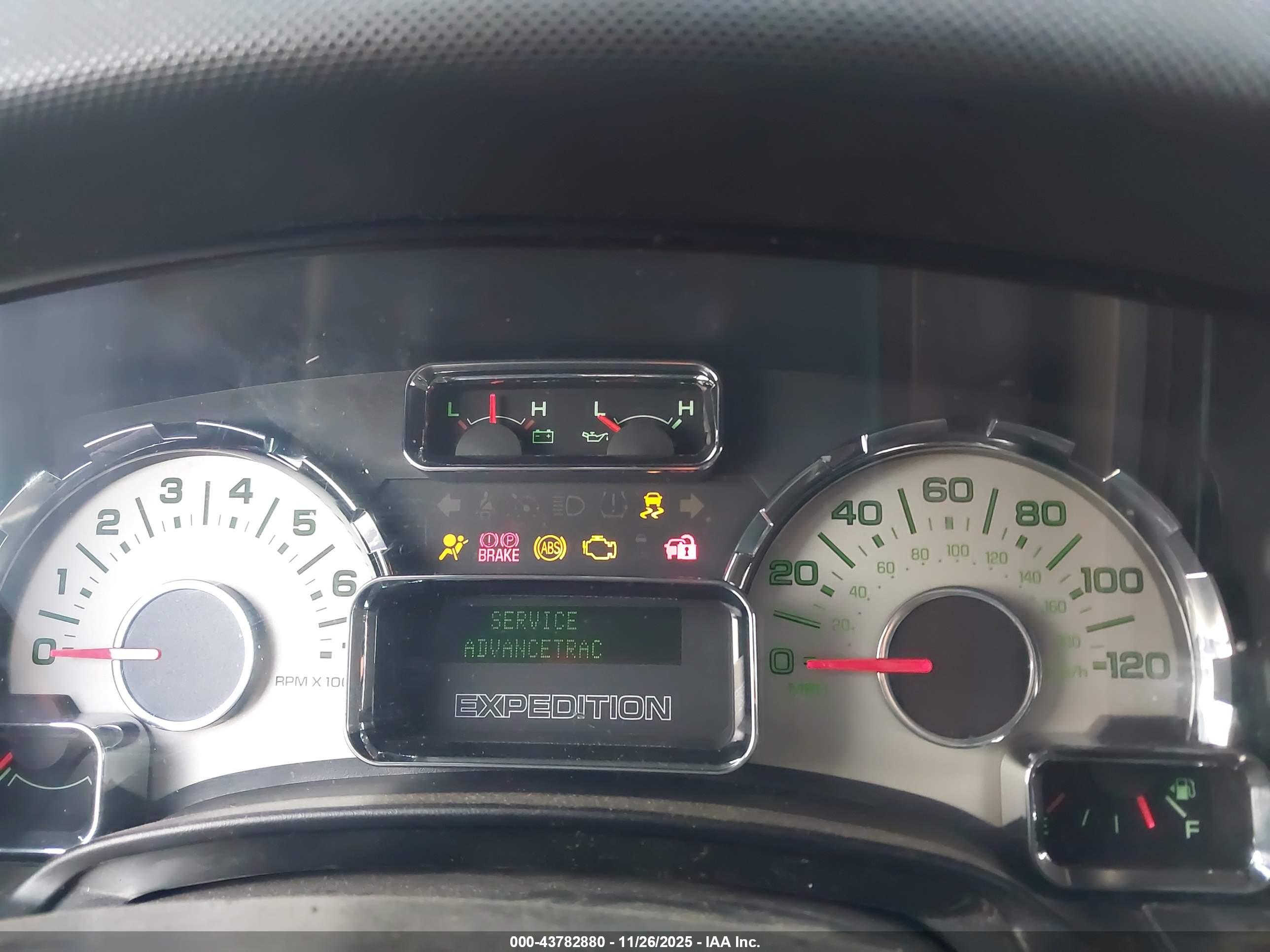 FORD EXPEDITION image 7