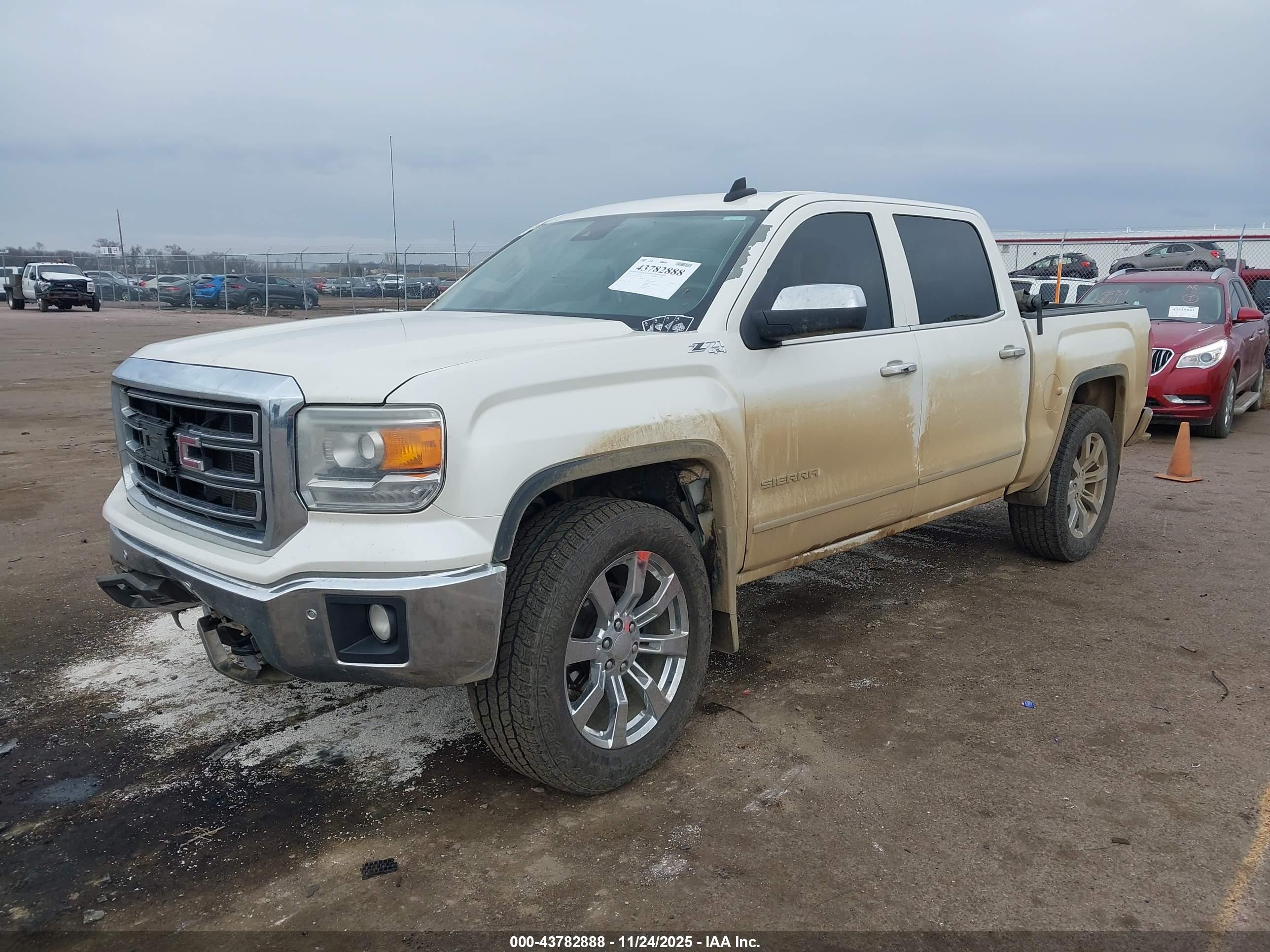 GMC SIERRA image 2