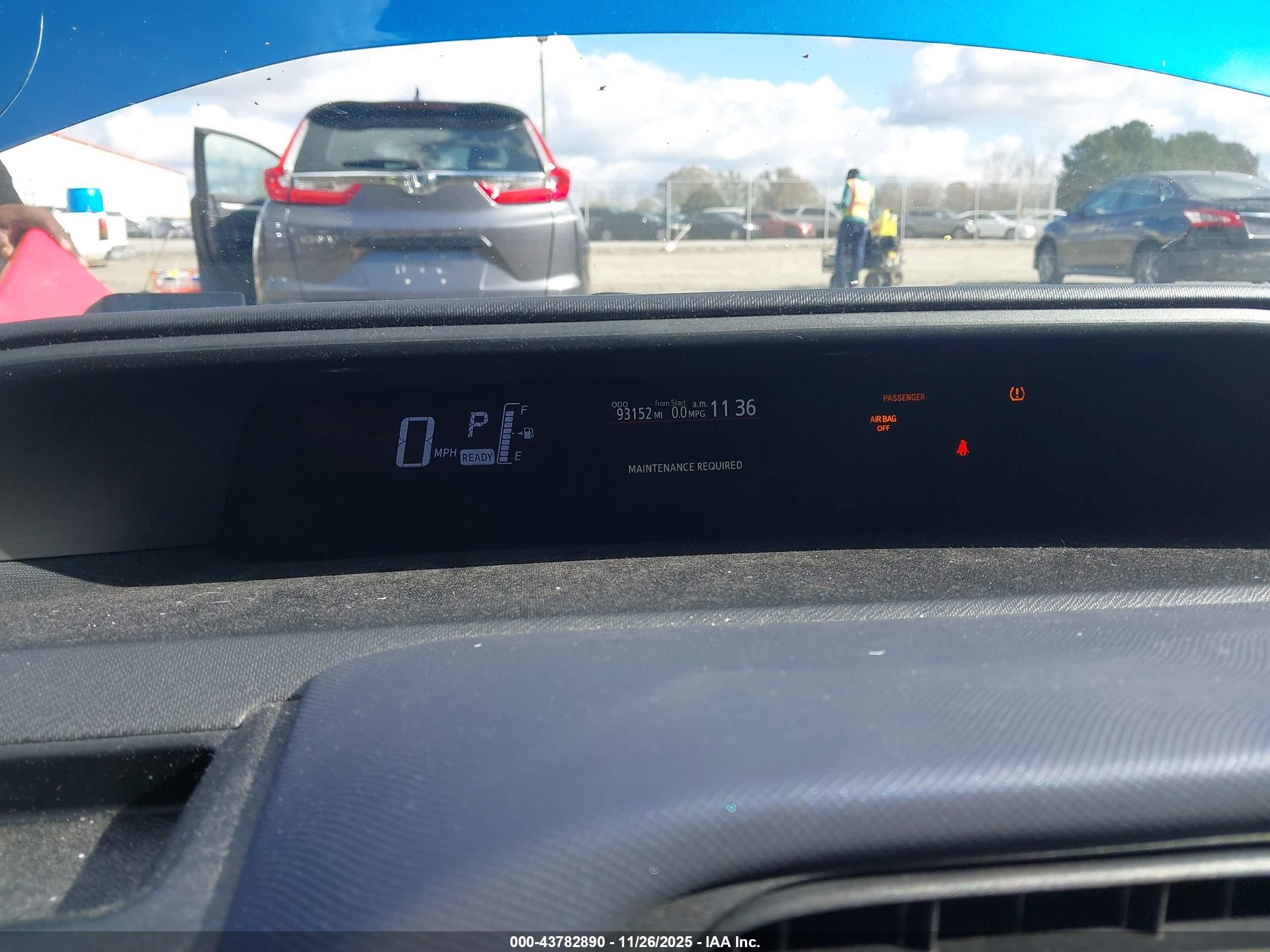 TOYOTA PRIUS image 7