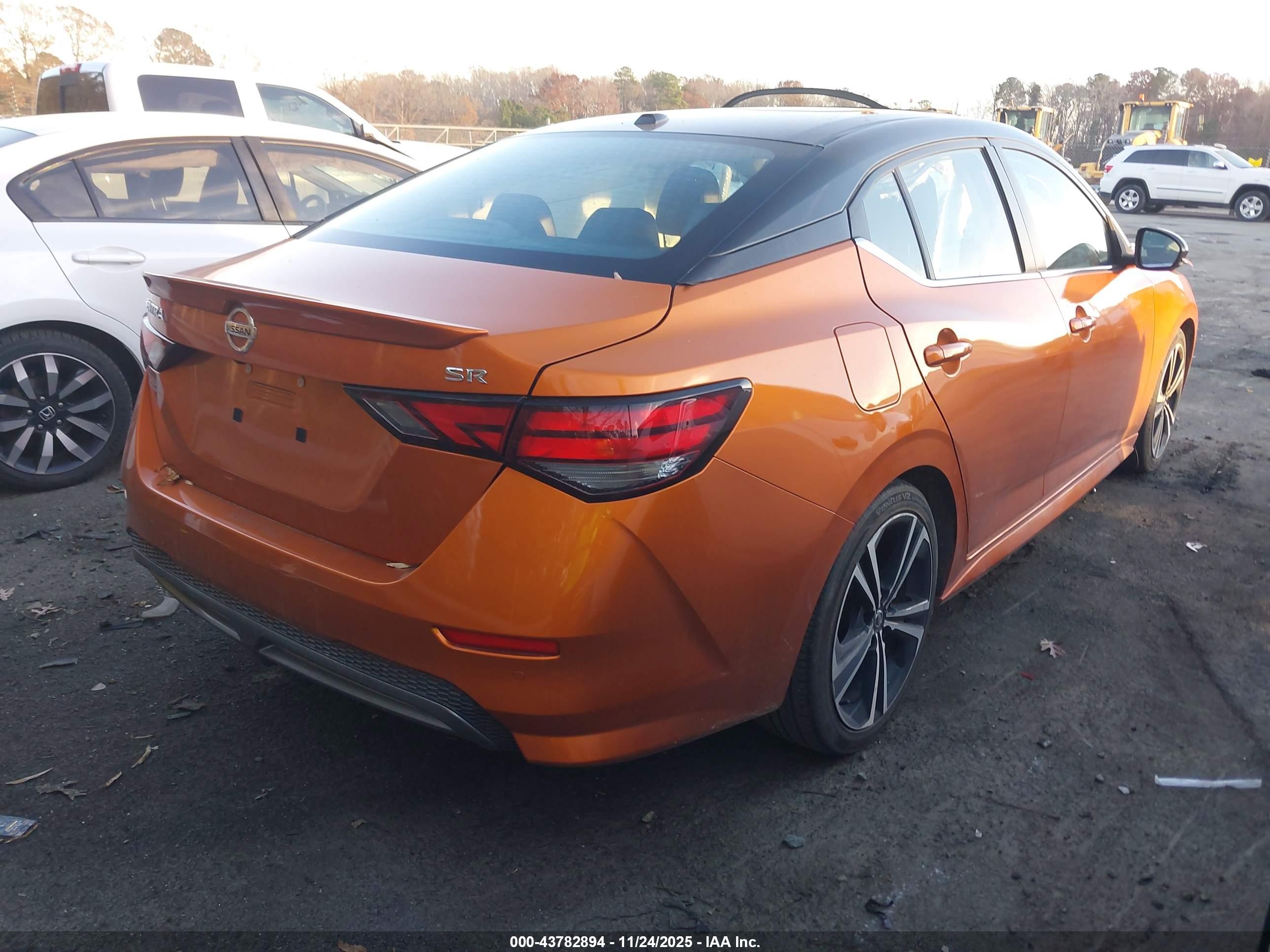NISSAN SENTRA image 4