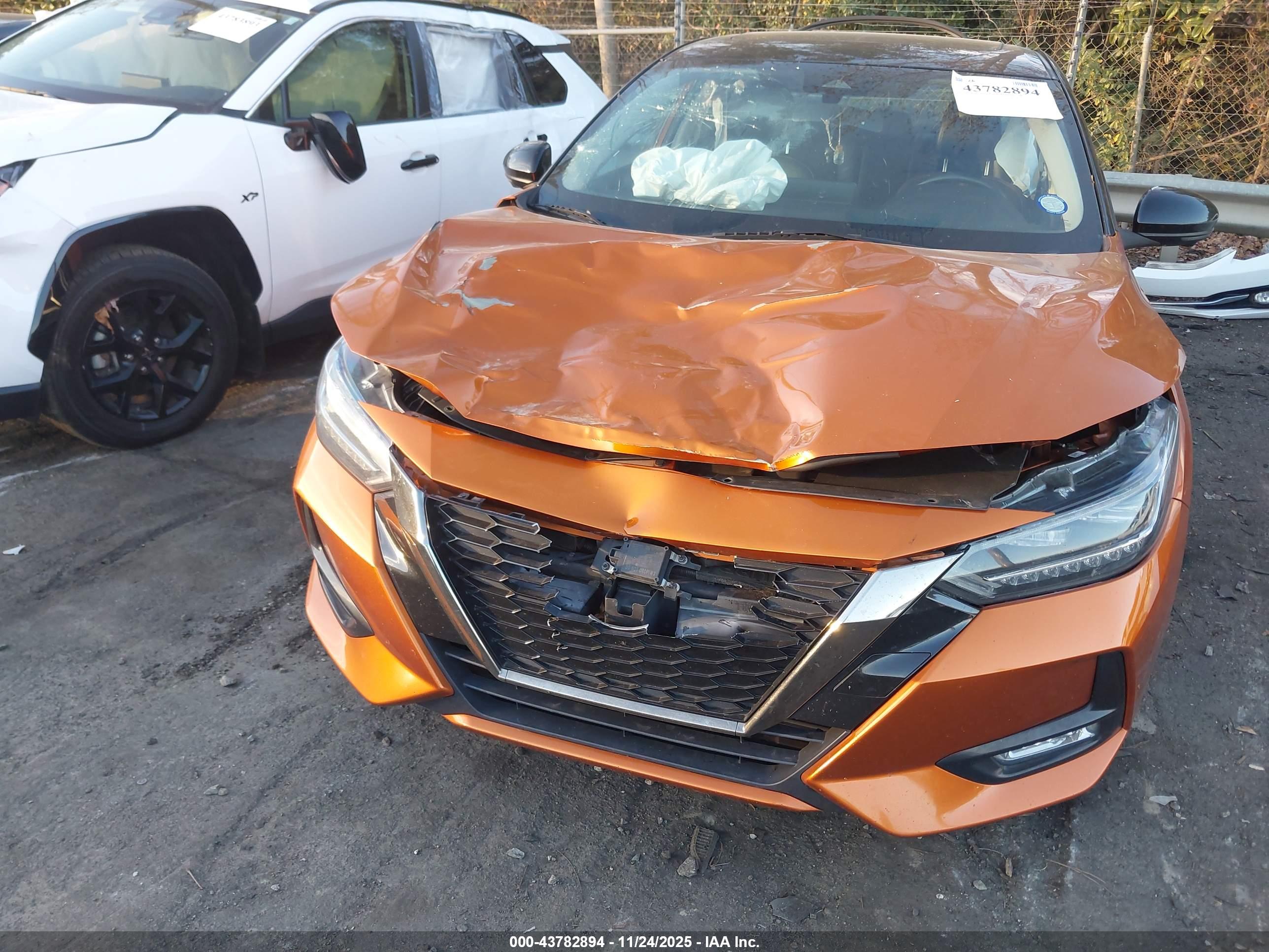 NISSAN SENTRA image 6