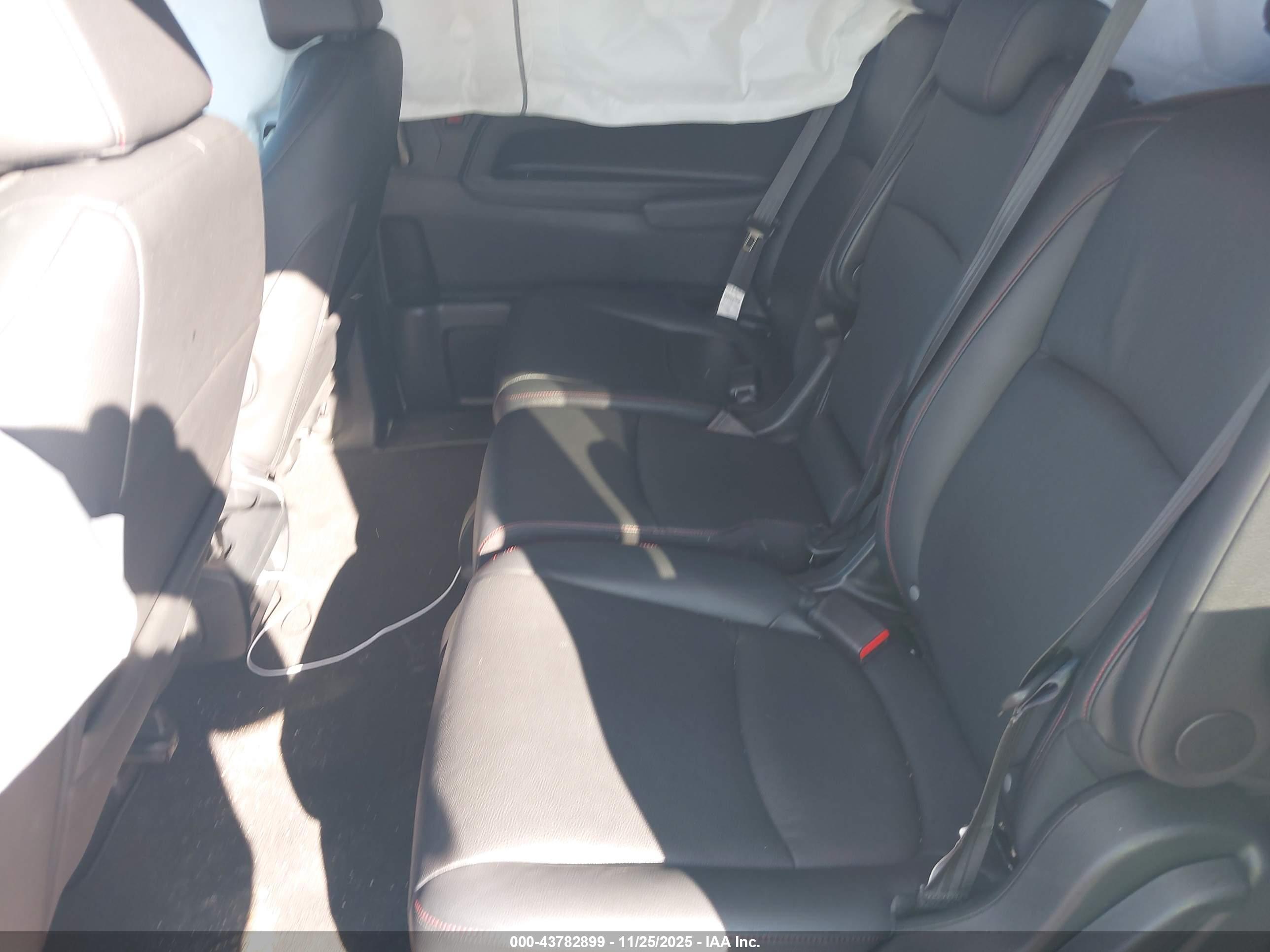 HONDA ODYSSEY image 8