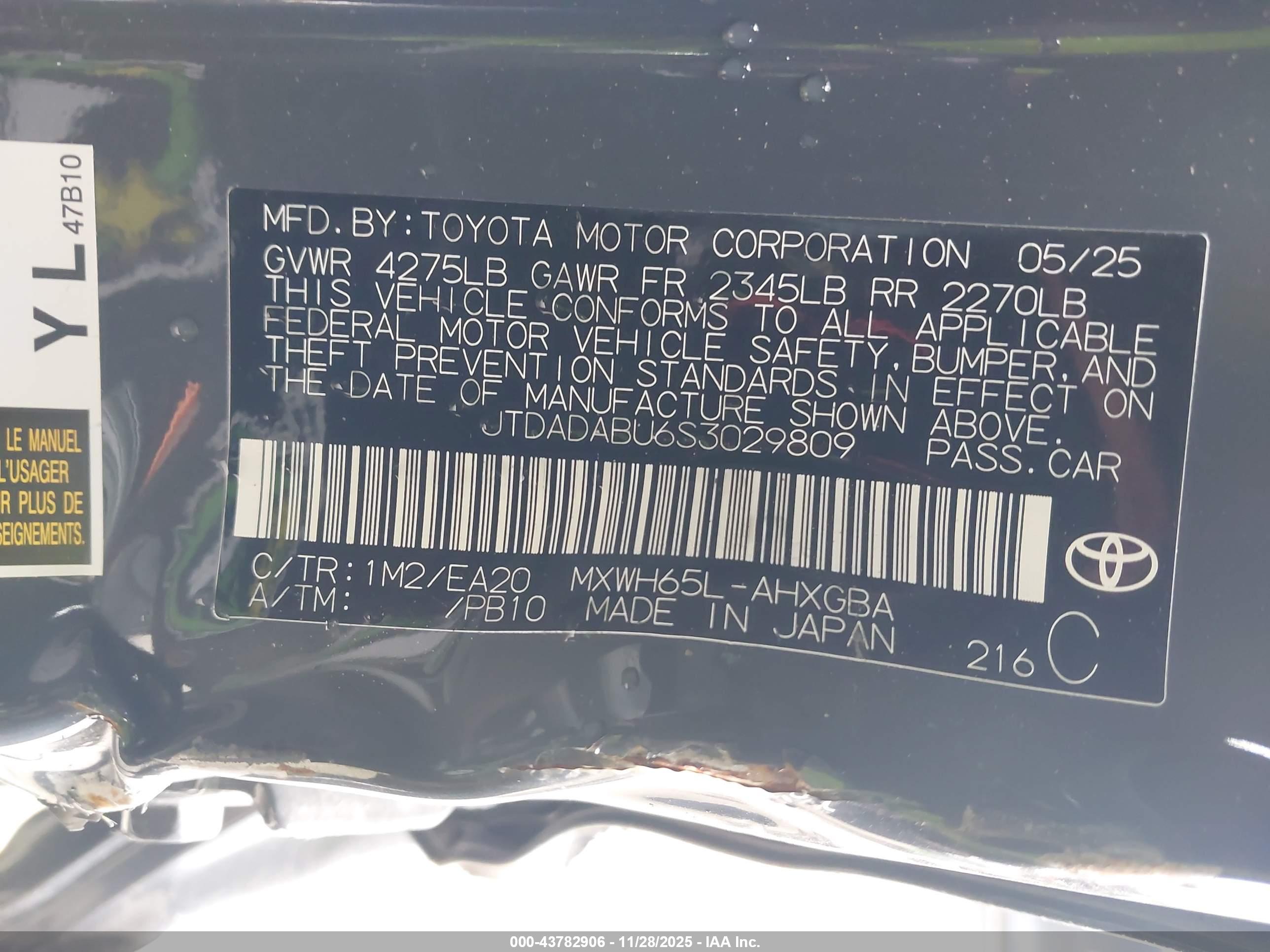TOYOTA PRIUS image 9