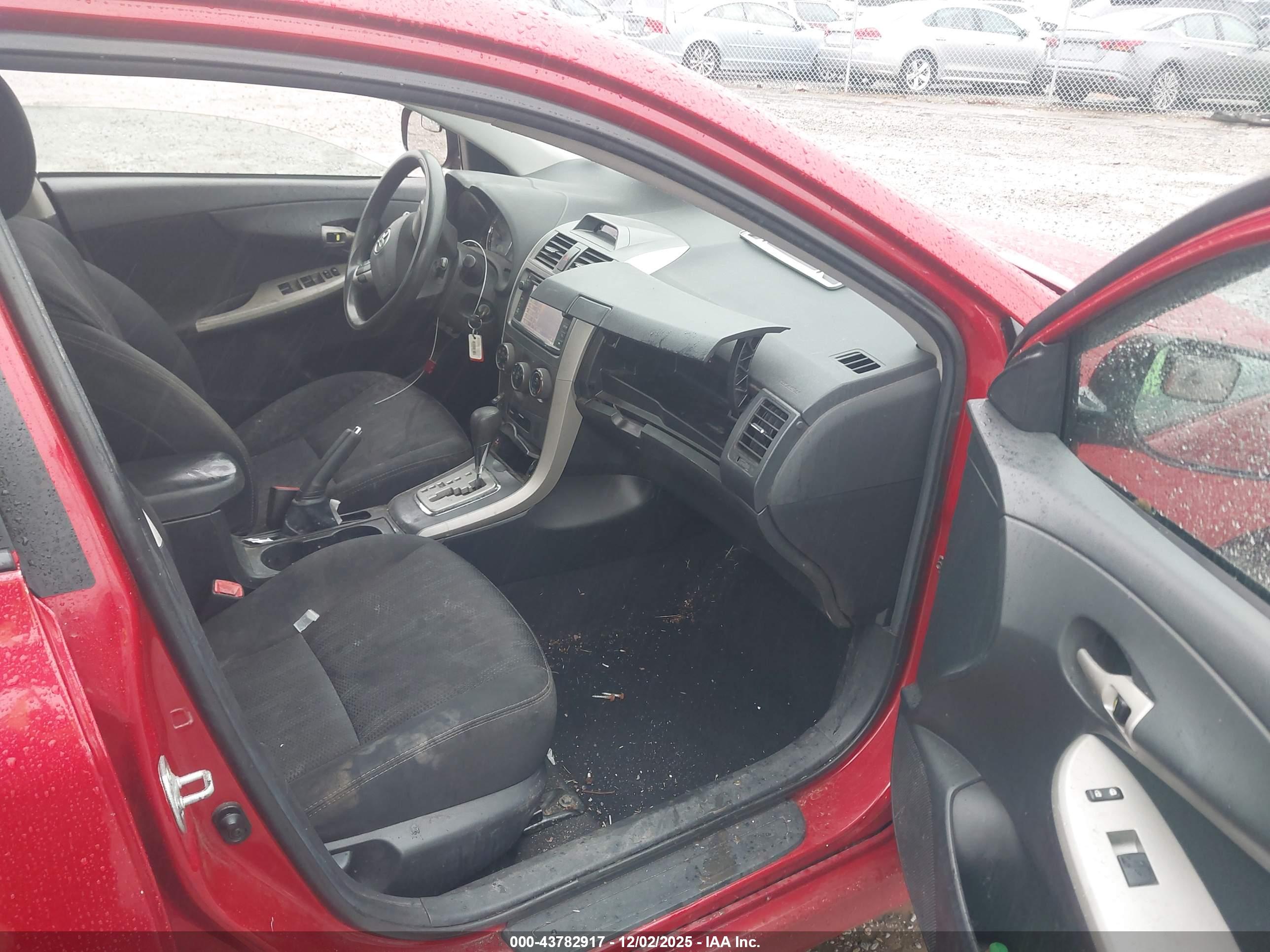 TOYOTA COROLLA image 5
