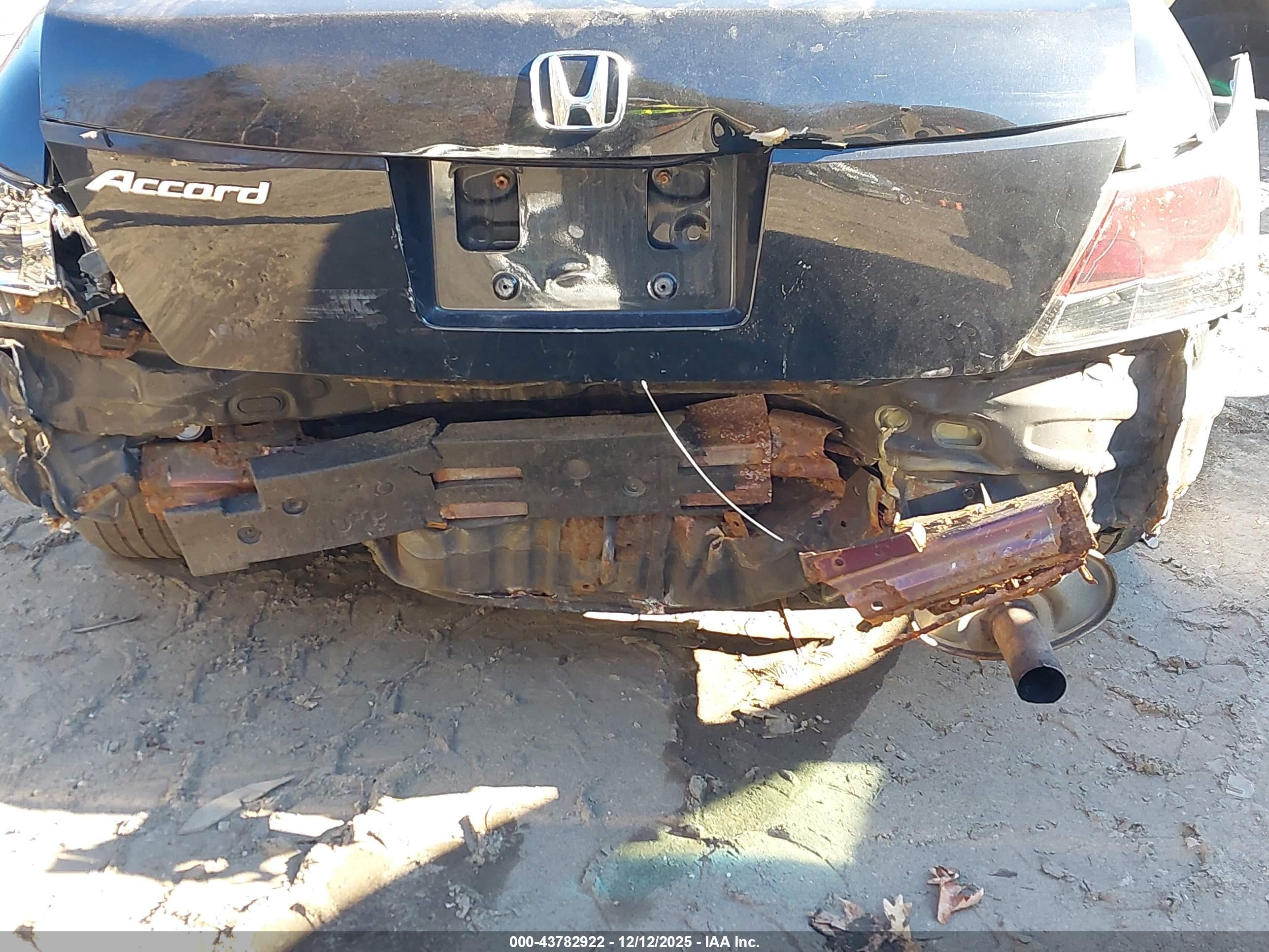 HONDA ACCORD image 6