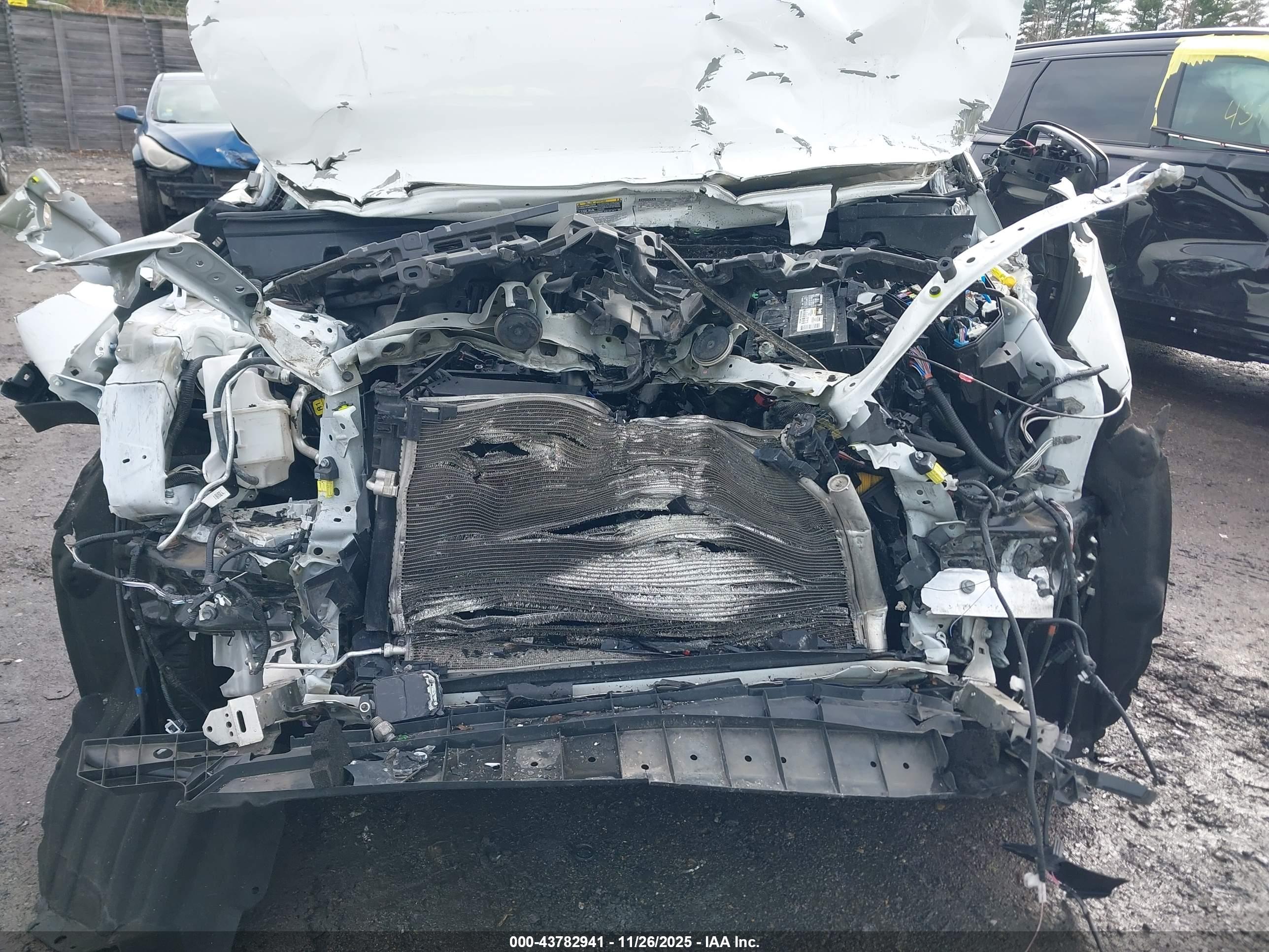 TOYOTA RAV4 image 6