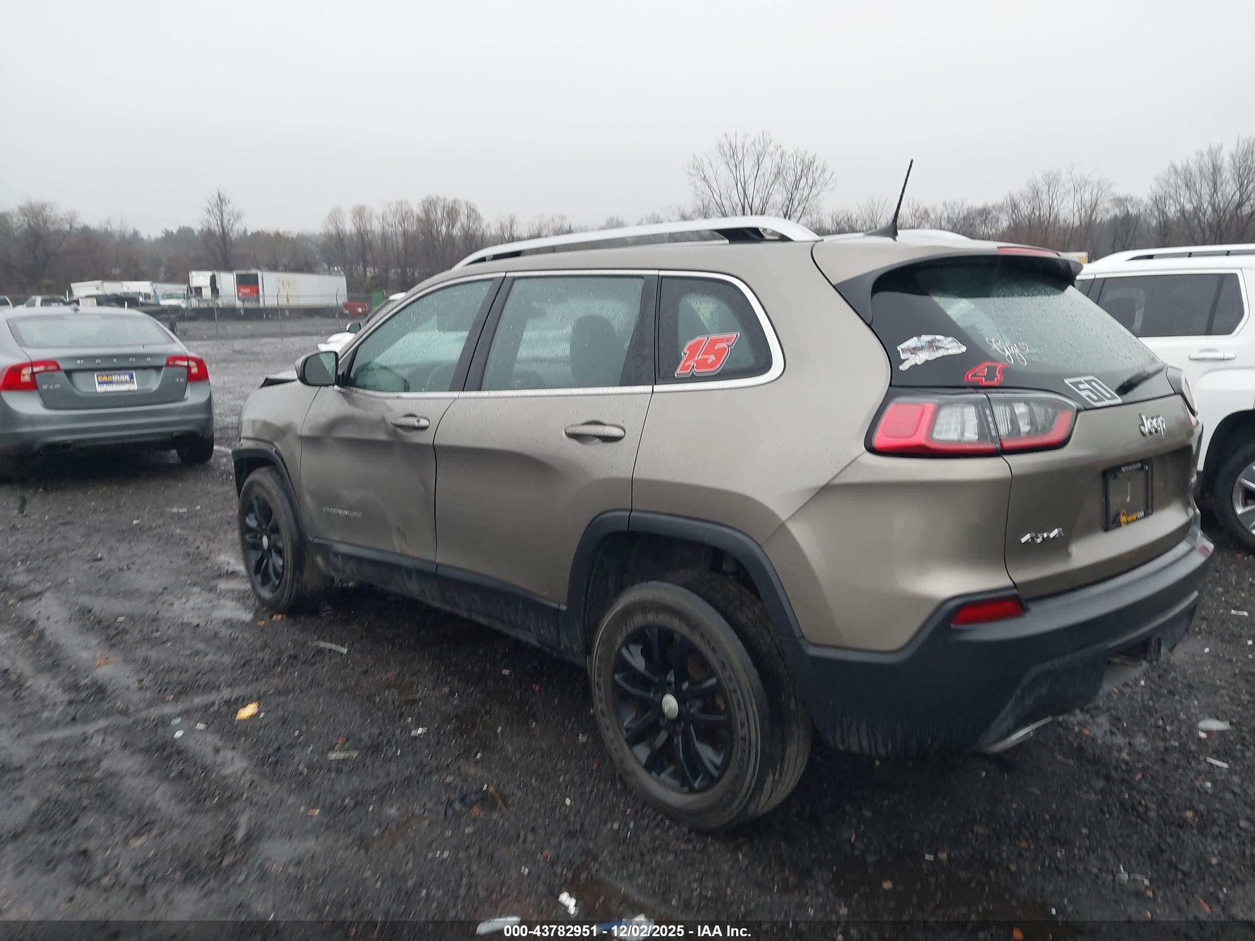 JEEP CHEROKEE image 3