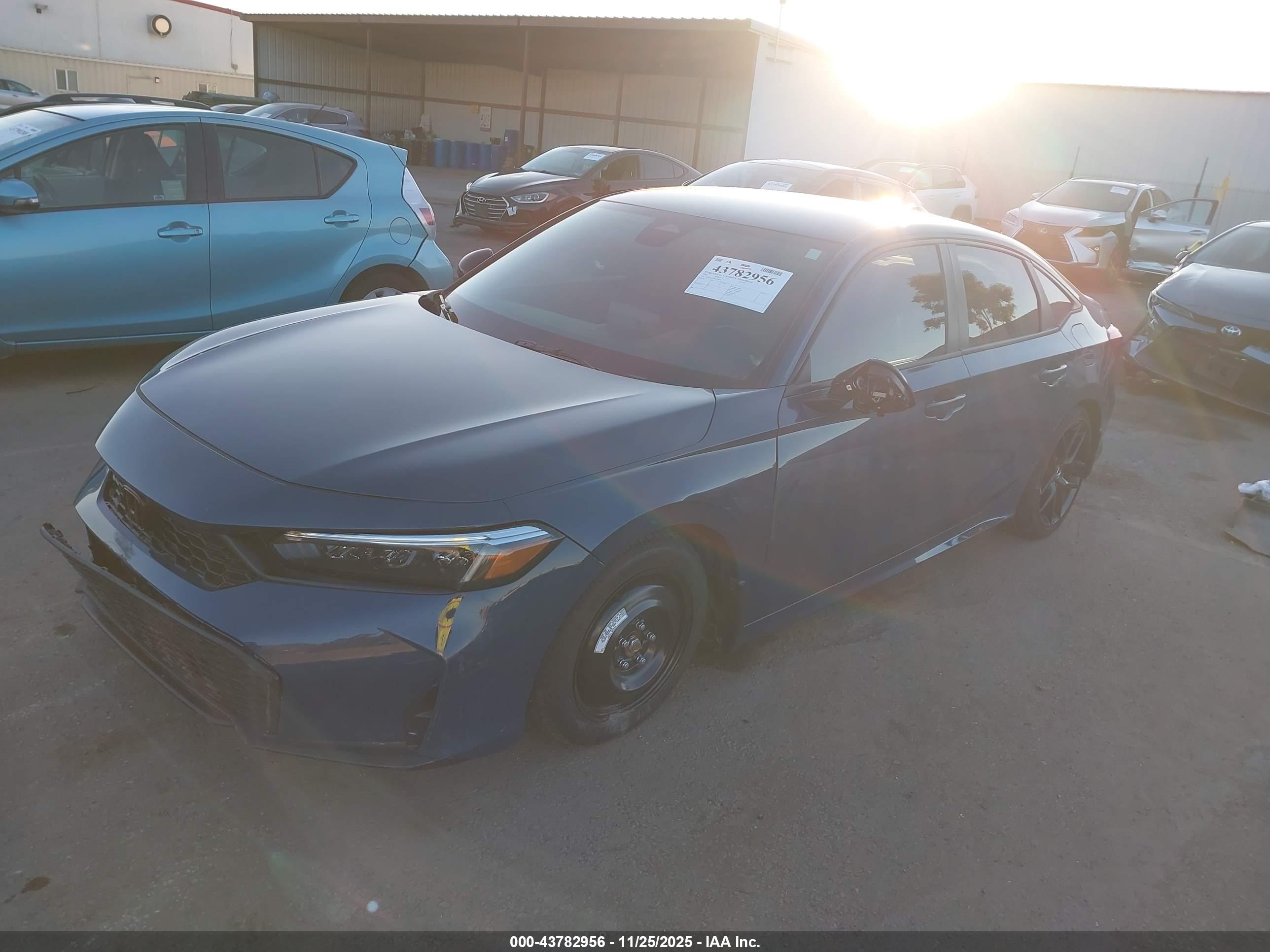 HONDA CIVIC image 2
