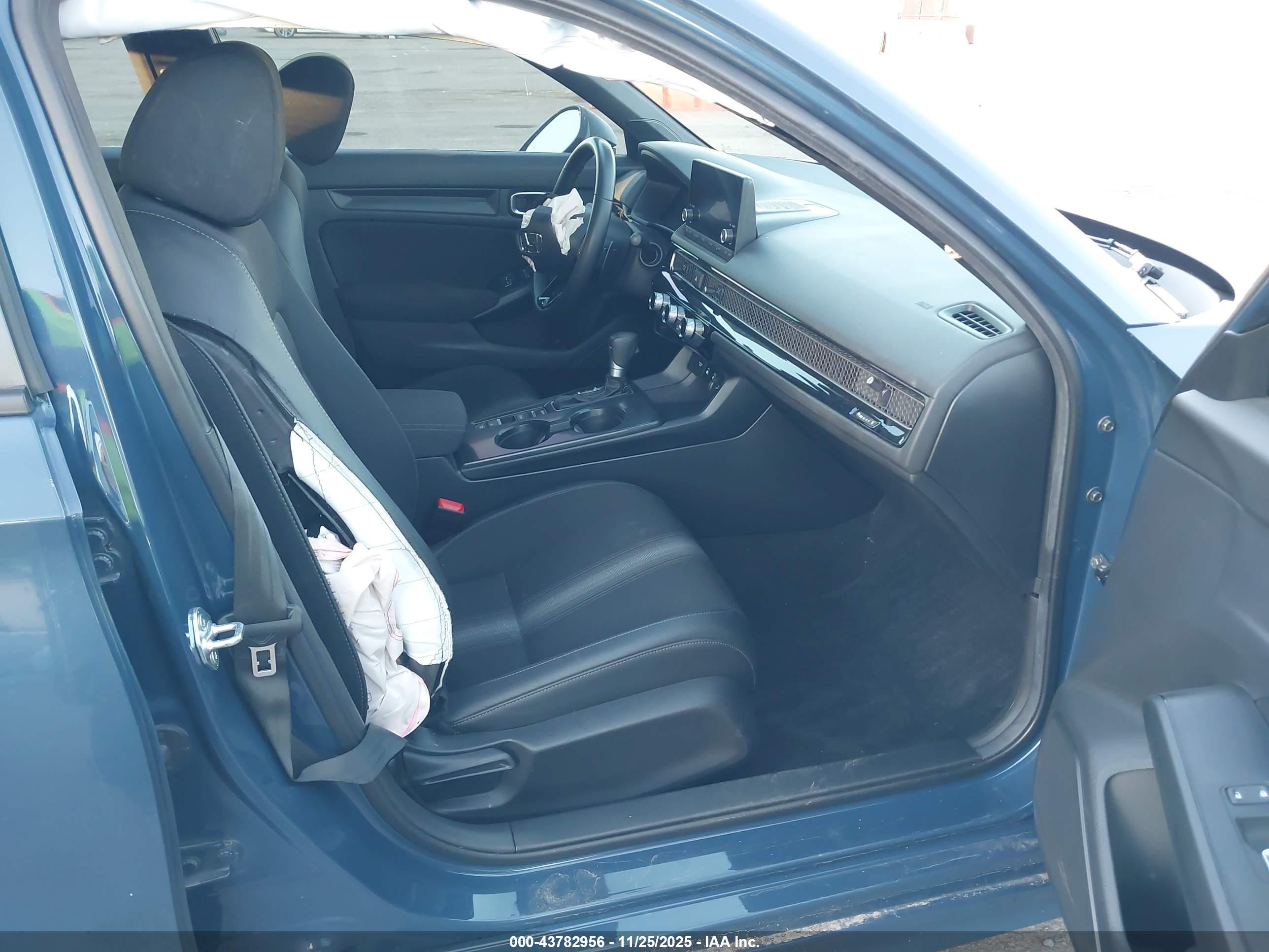 HONDA CIVIC image 5