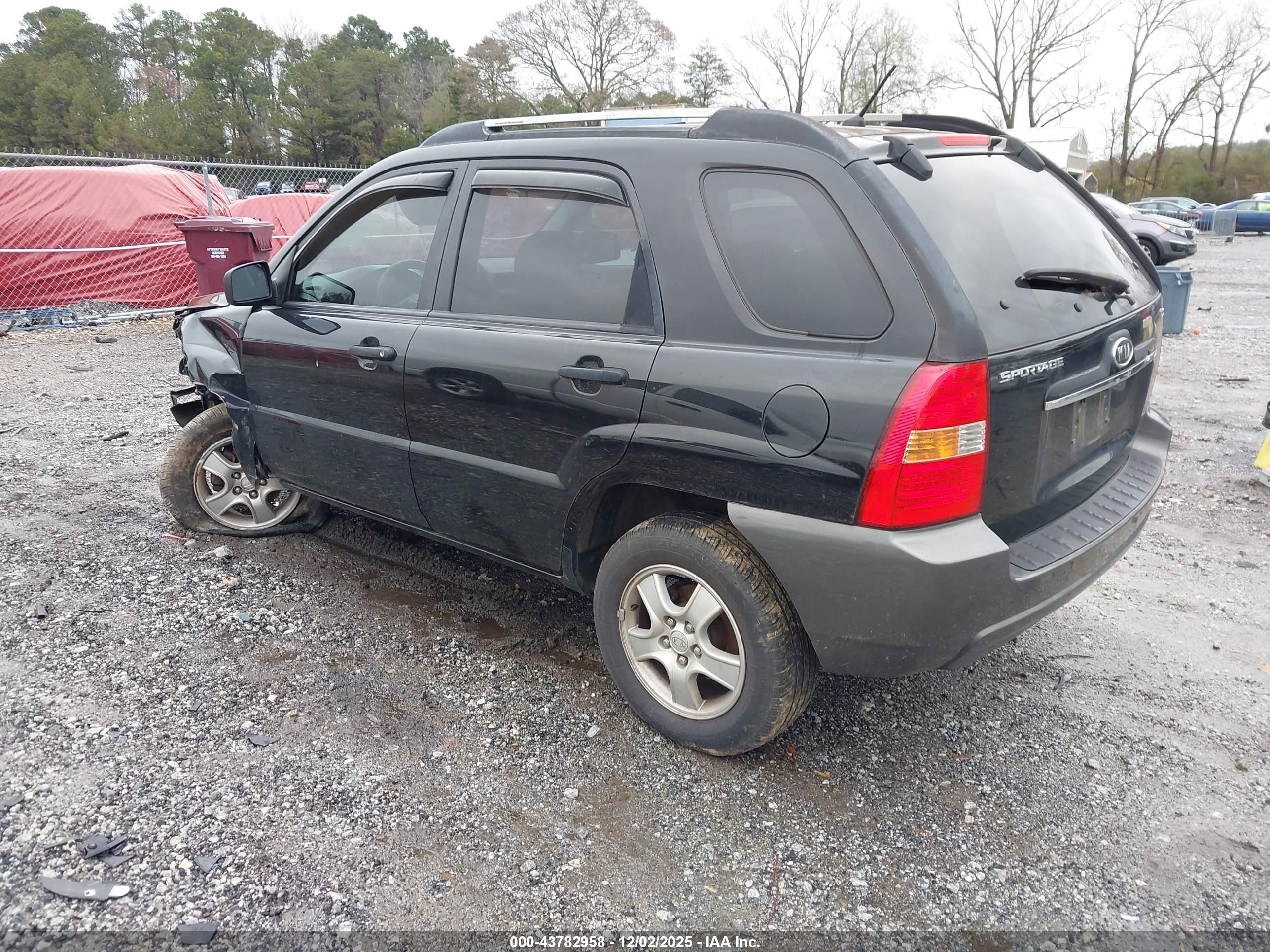 KIA SPORTAGE image 3