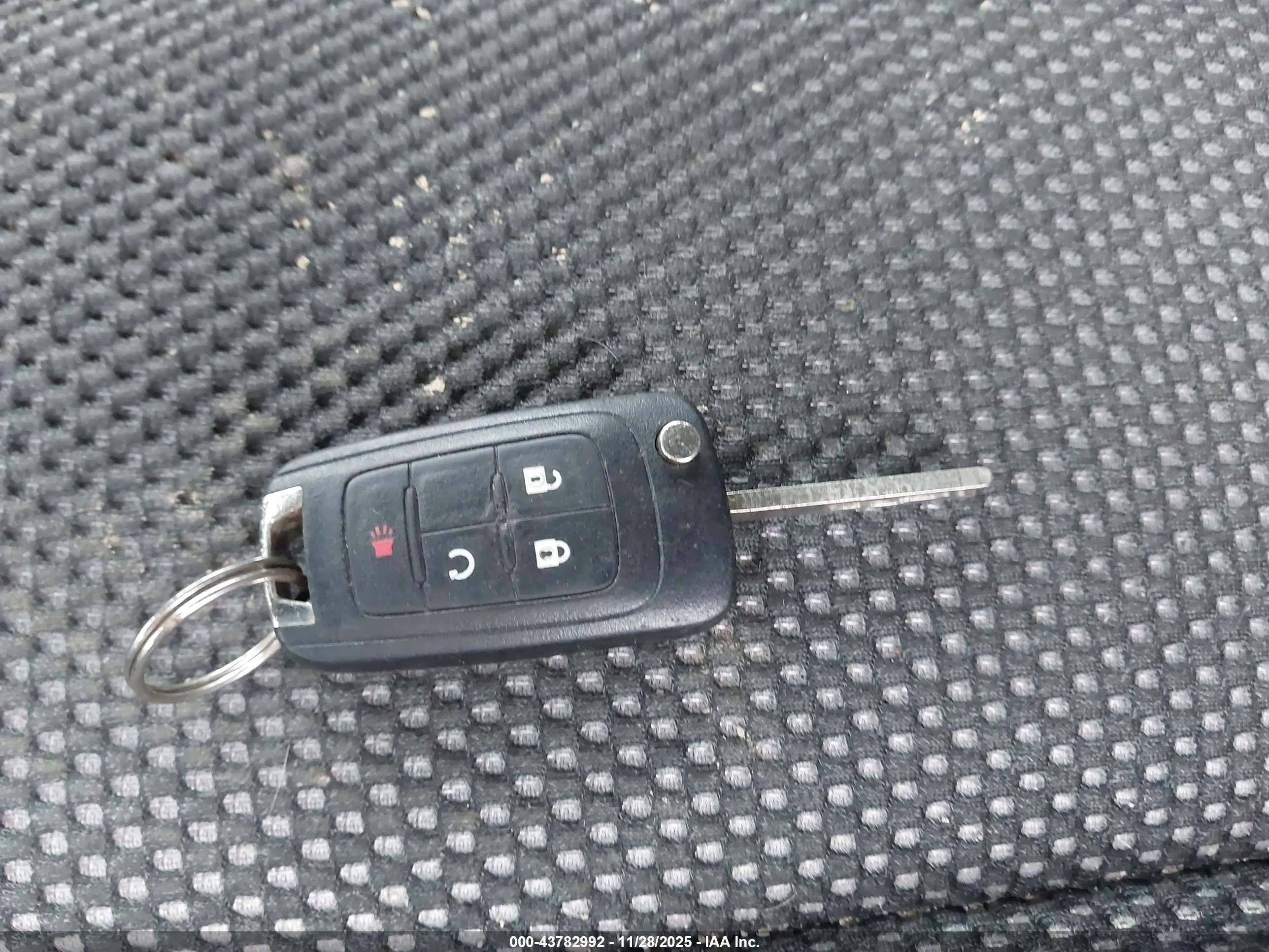 CHEVROLET EQUINOX image 11