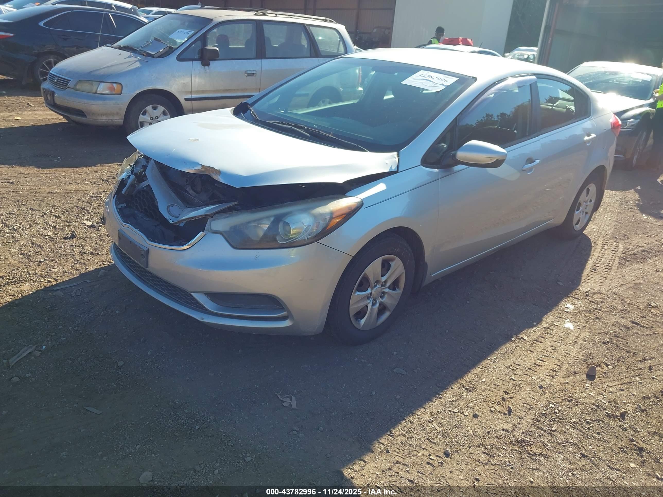 KIA FORTE image 2