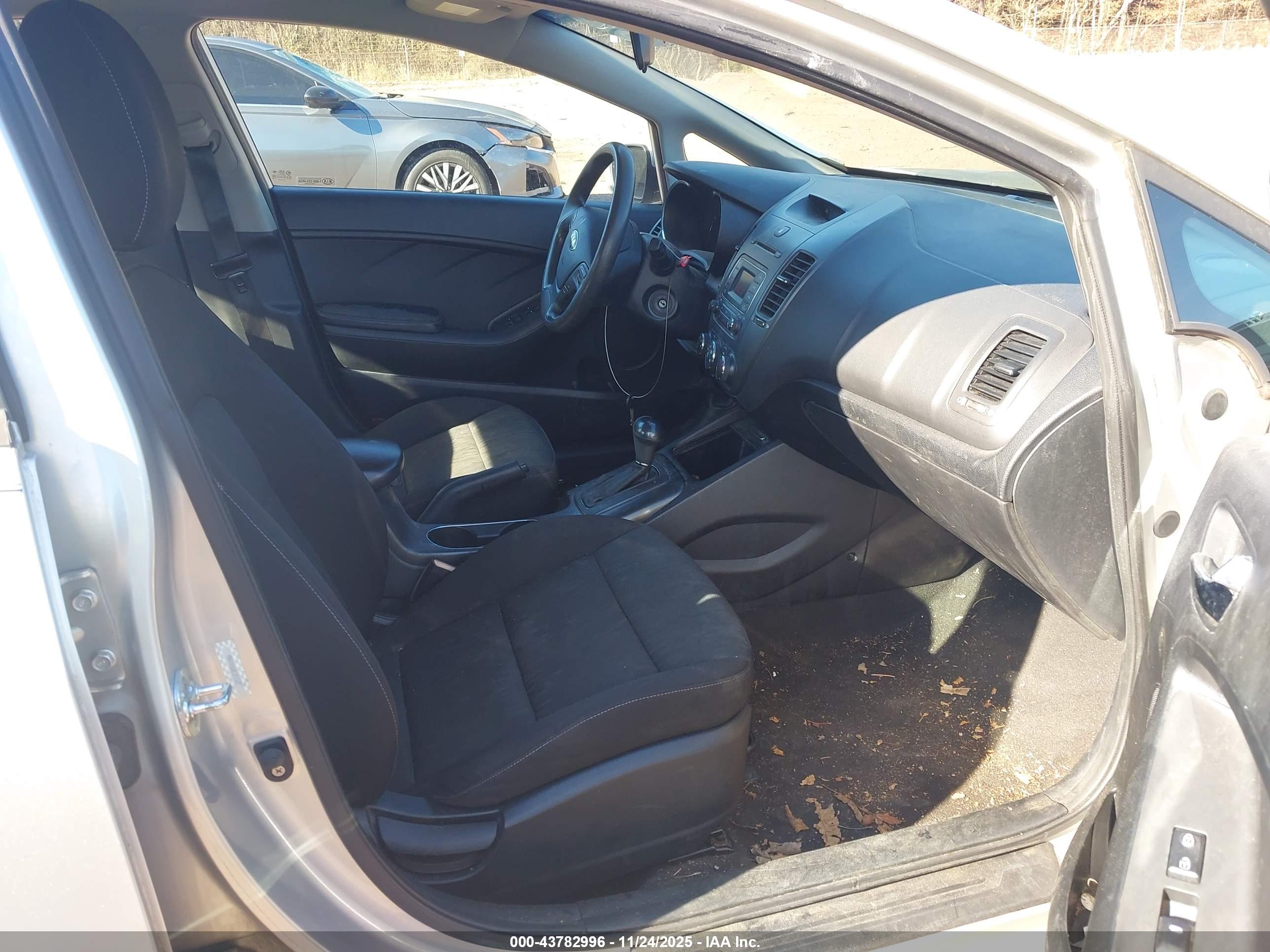 KIA FORTE image 5