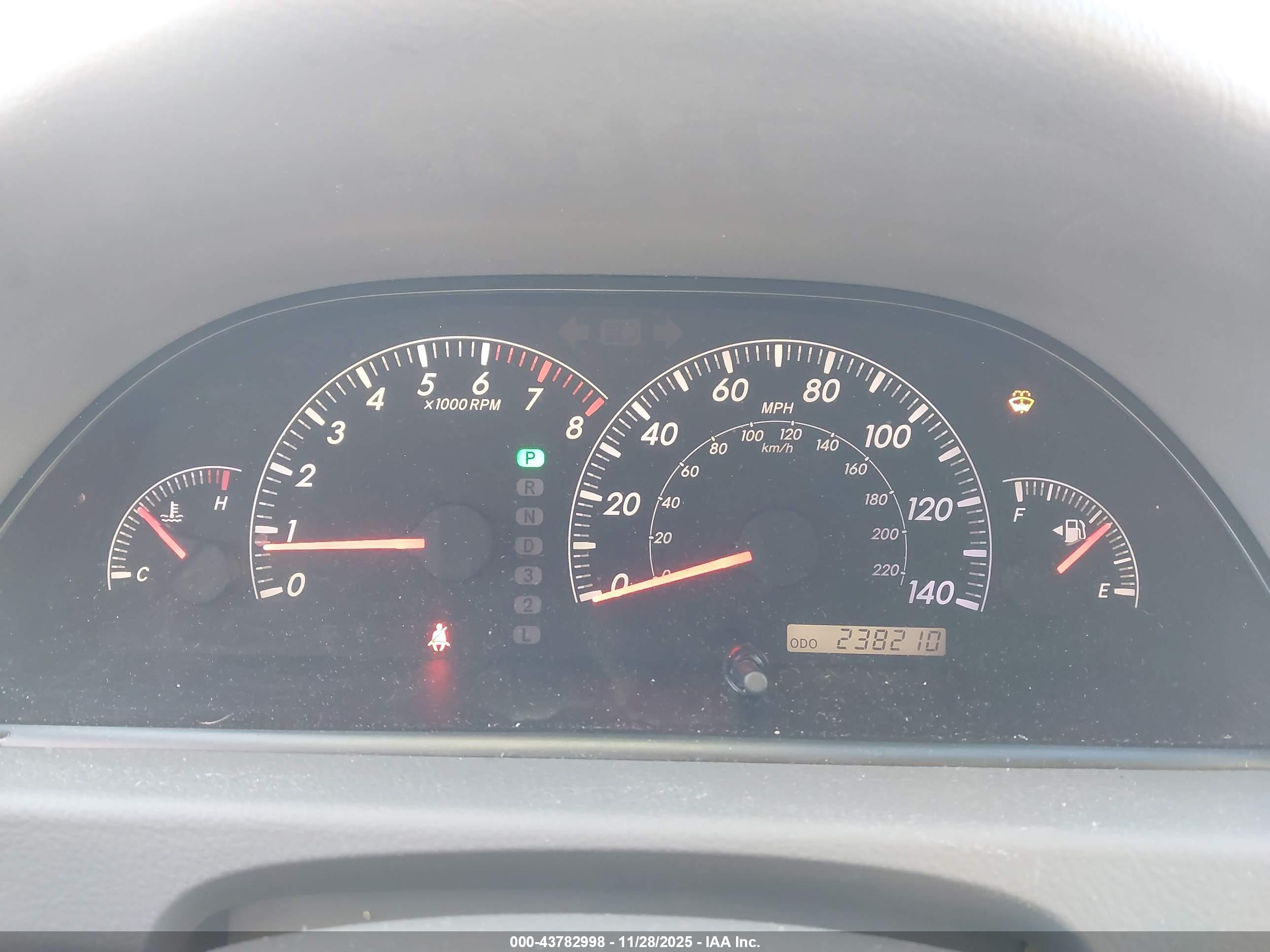 TOYOTA CAMRY image 7