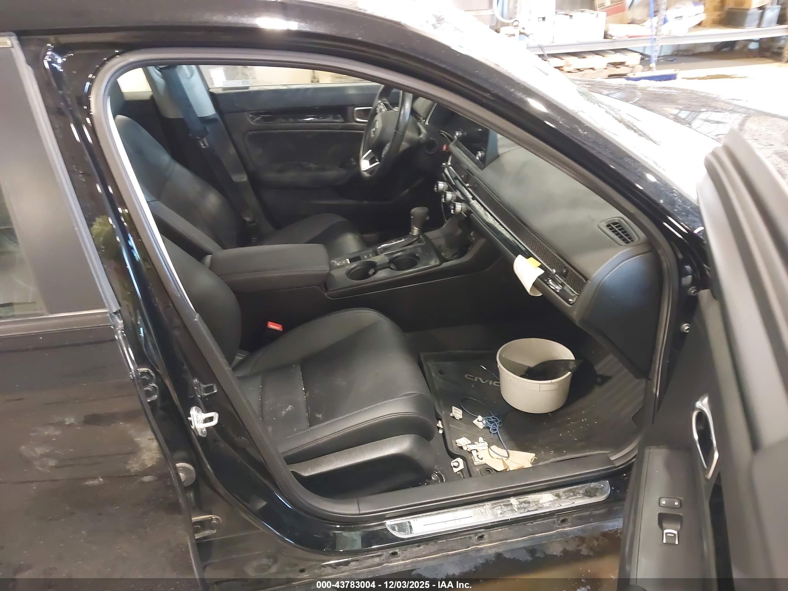 HONDA CIVIC image 5