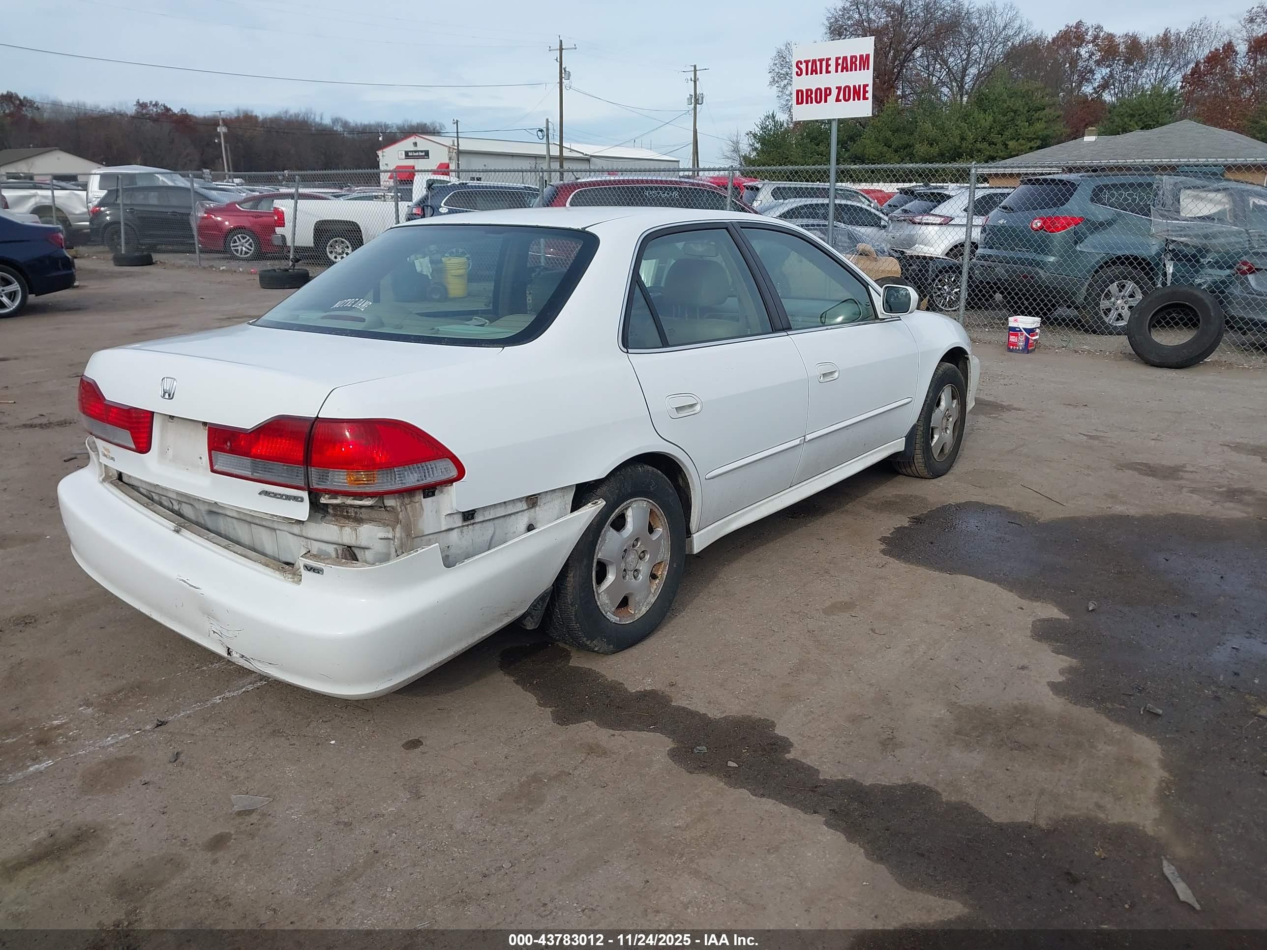 HONDA ACCORD image 4