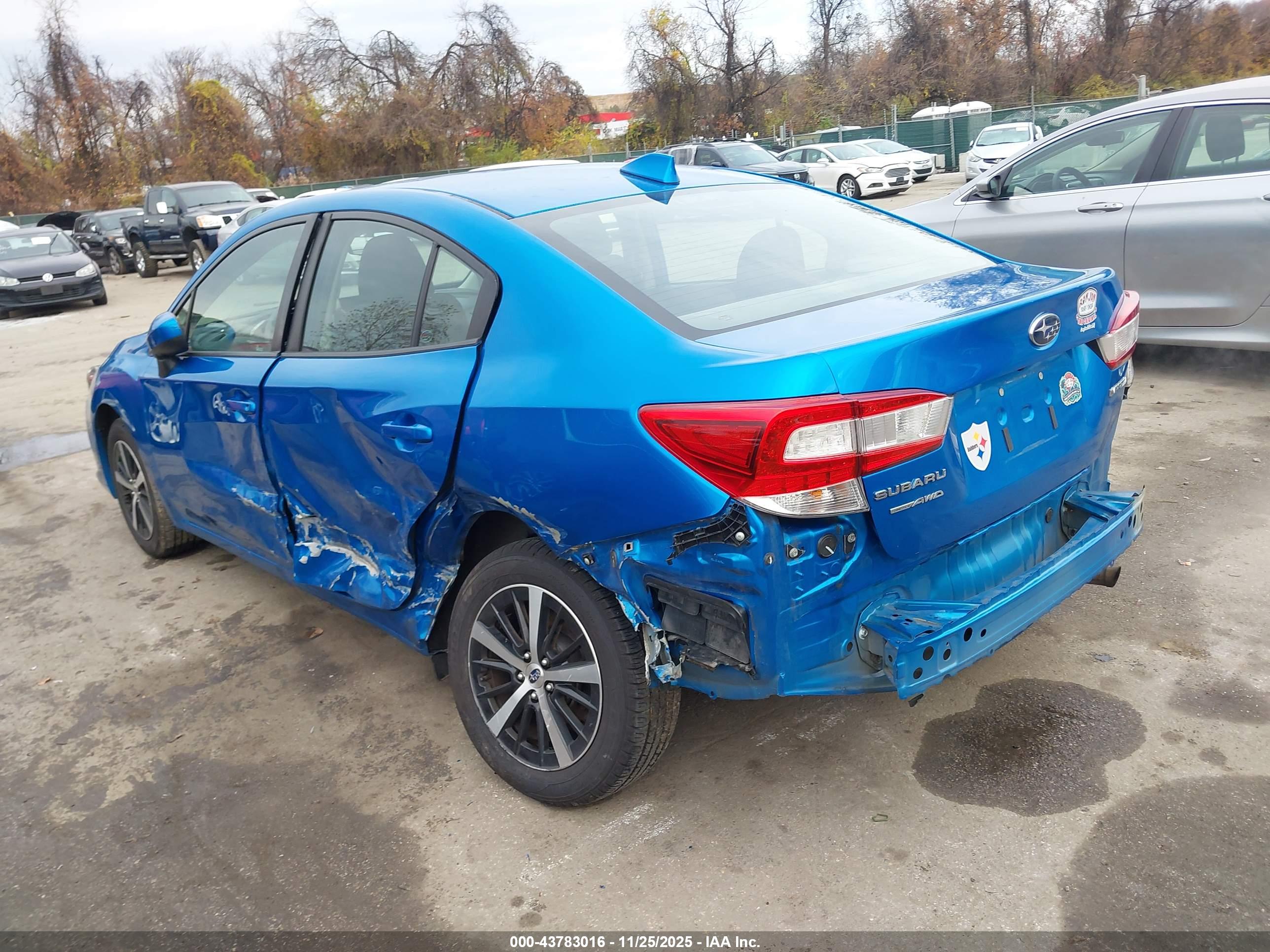 SUBARU IMPREZA image 3