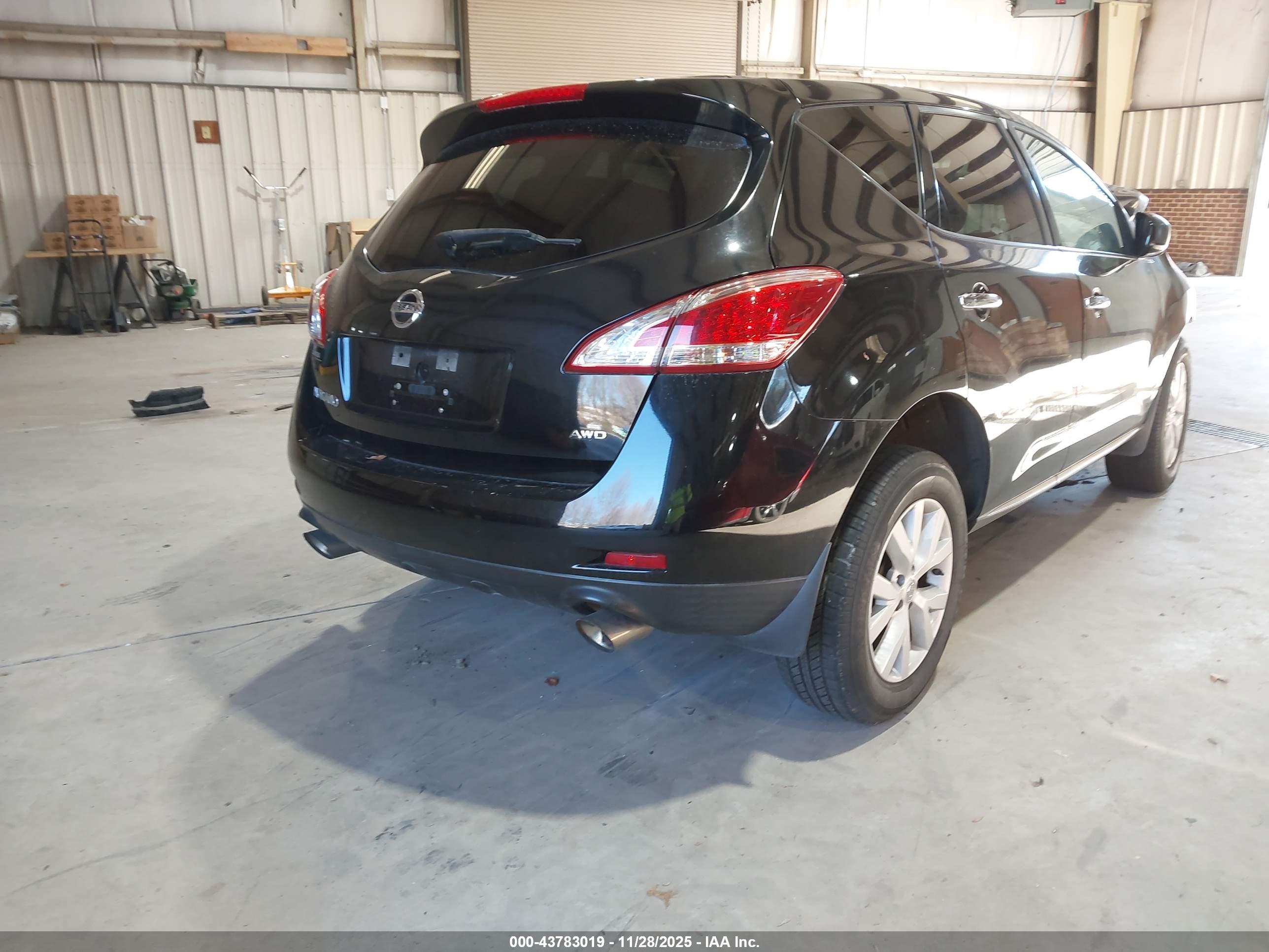 NISSAN MURANO image 4