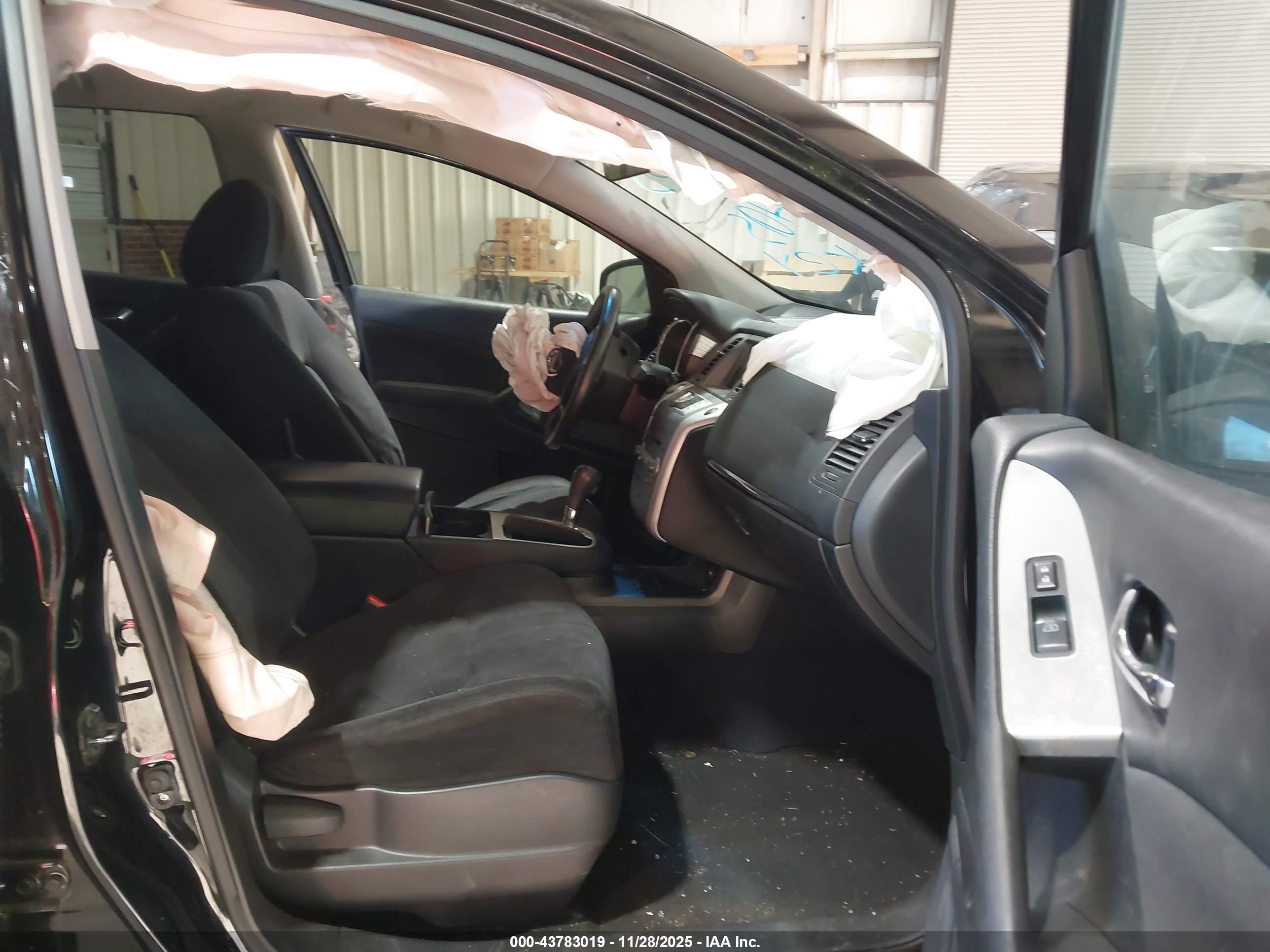 NISSAN MURANO image 5