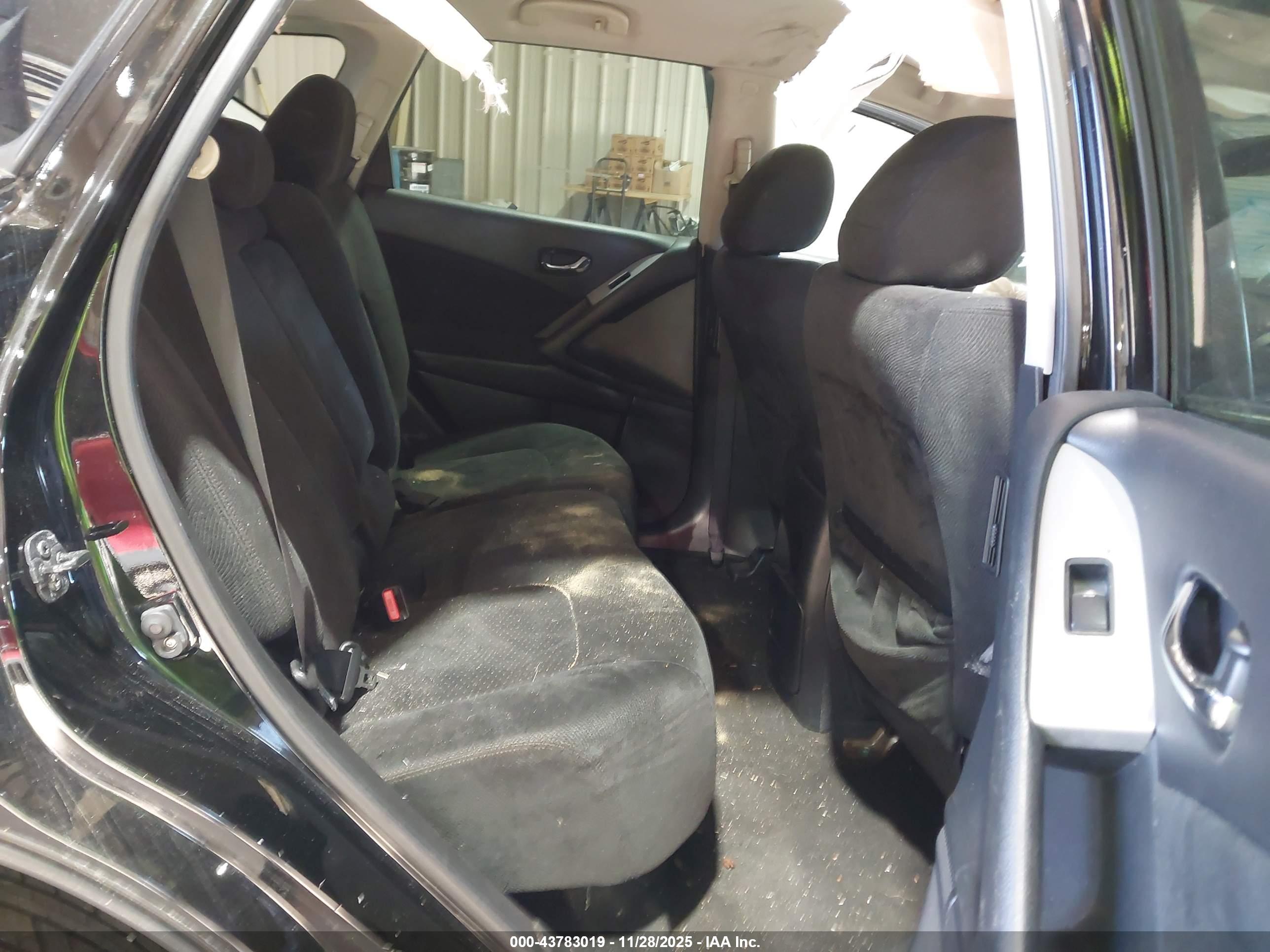 NISSAN MURANO image 8