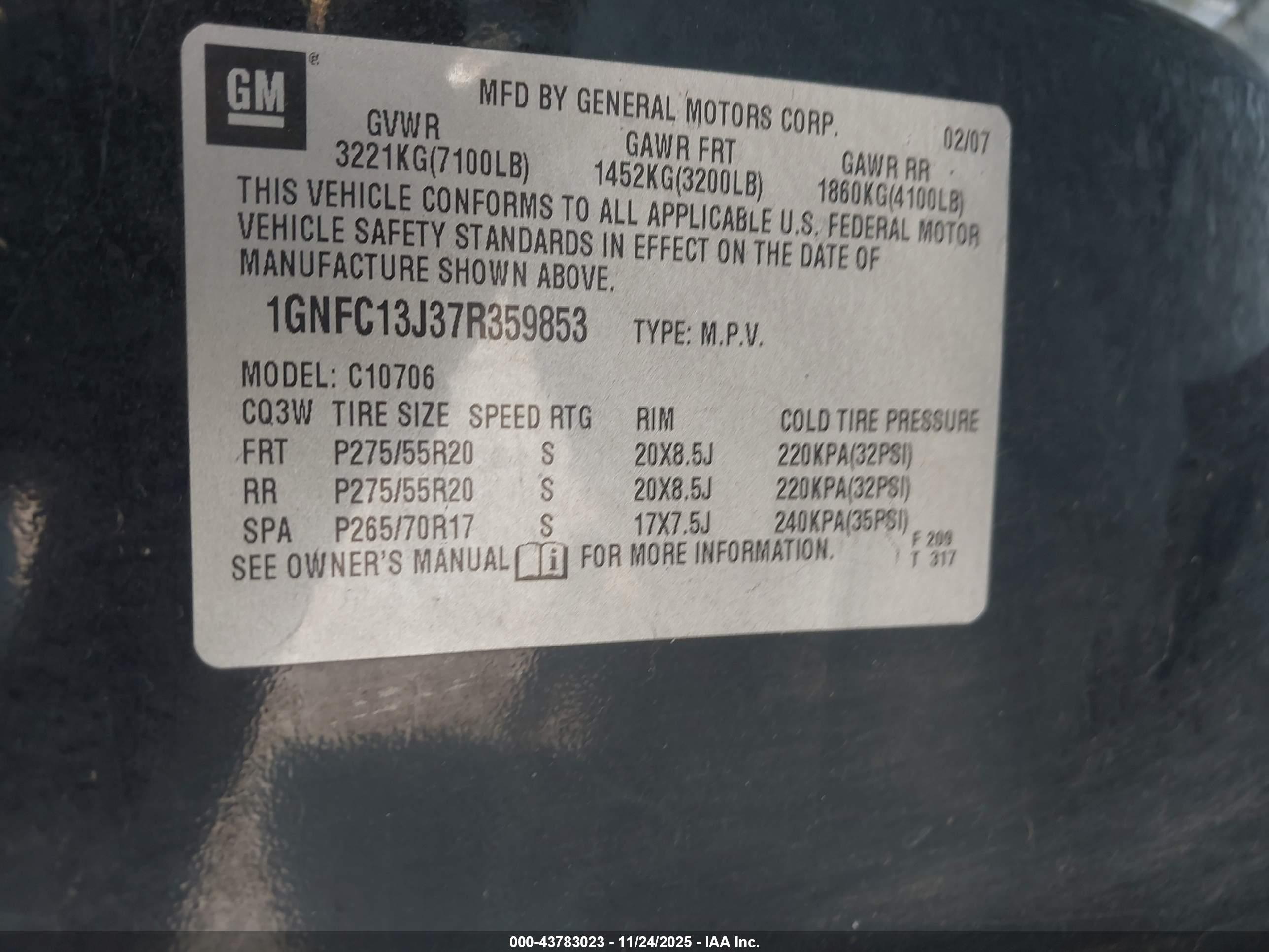 CHEVROLET TAHOE image 9