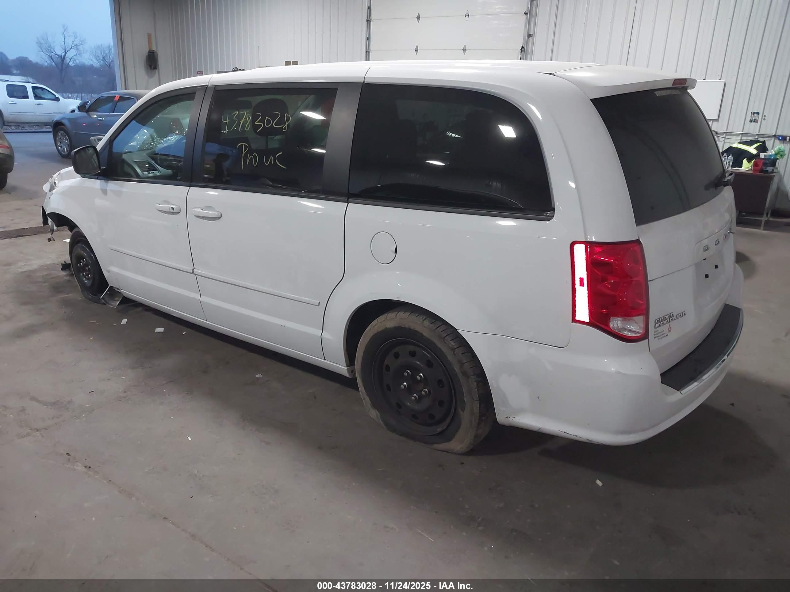 DODGE GRAND image 3