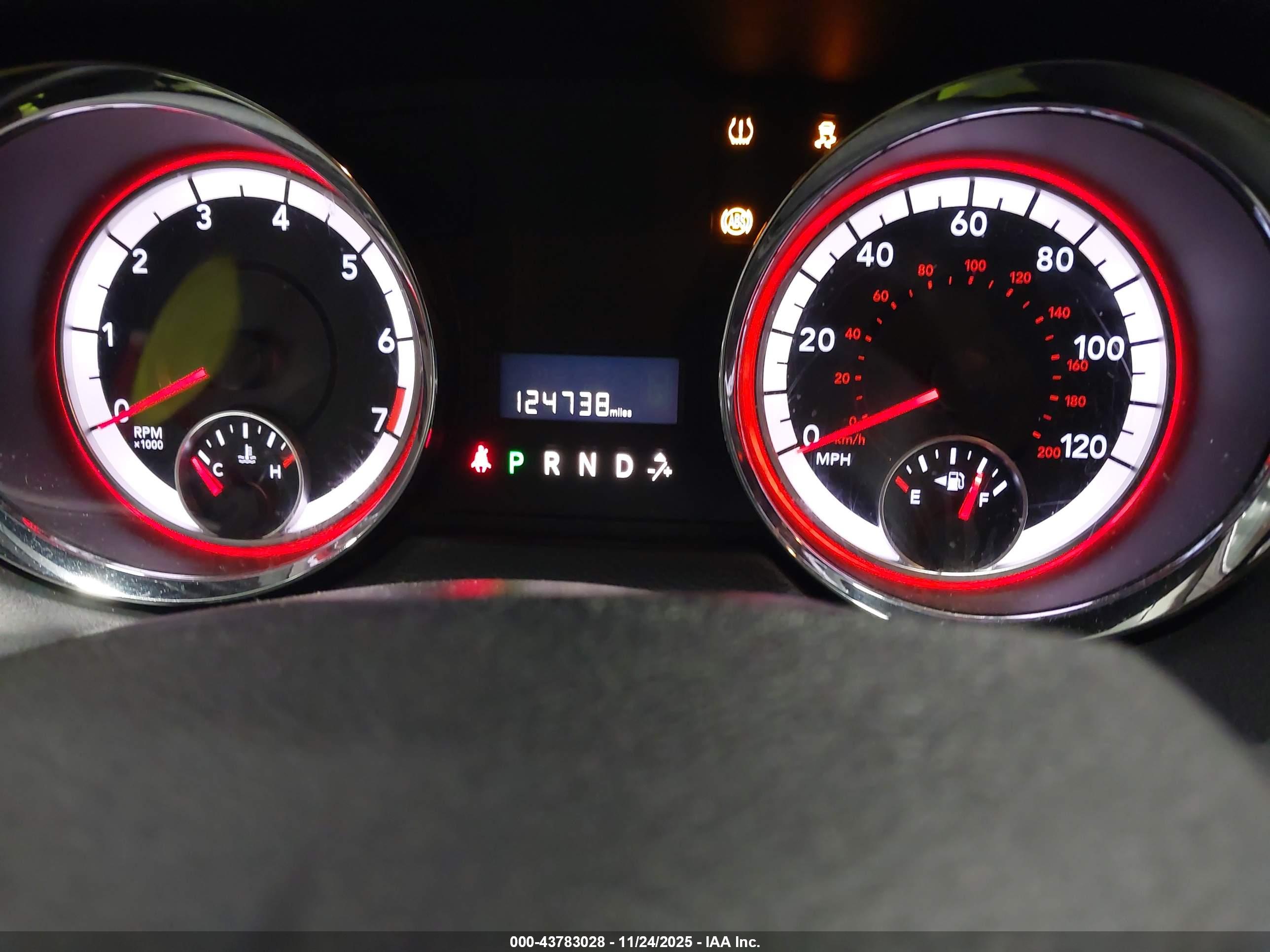 DODGE GRAND image 7