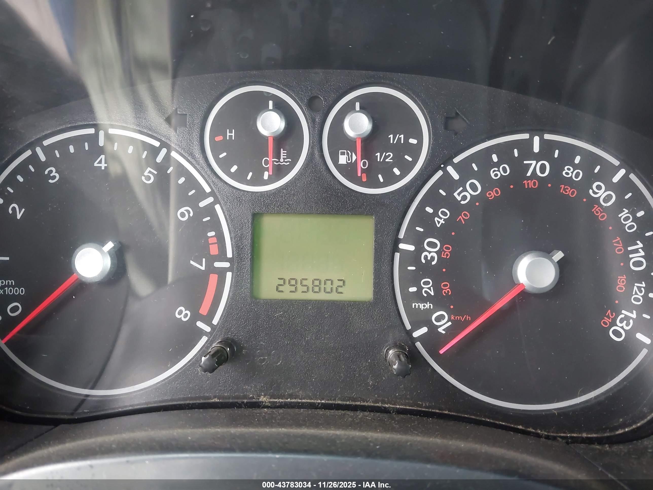 FORD TRANSIT image 7