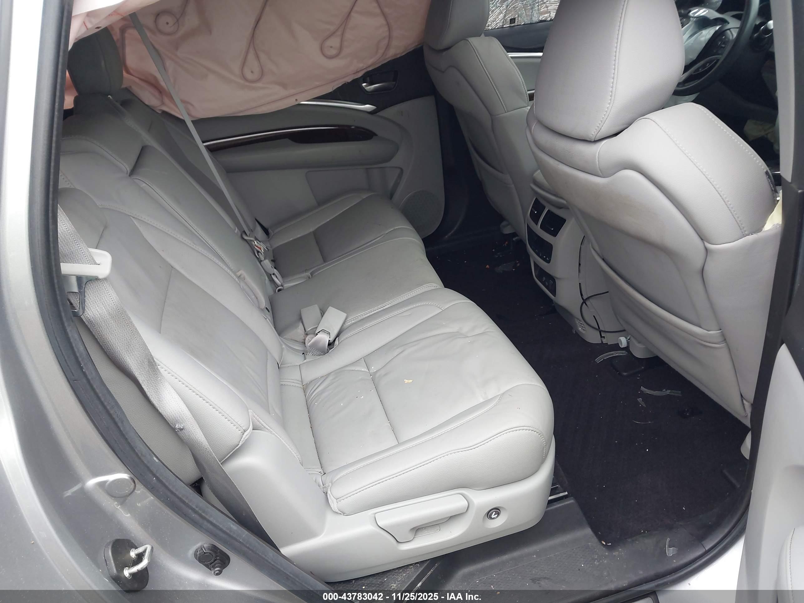ACURA MDX image 8